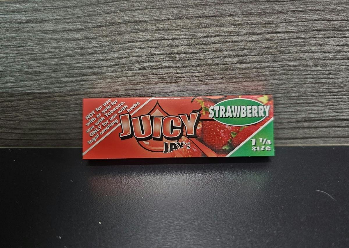 JUICY JAY STRAWBERRY PAPERS