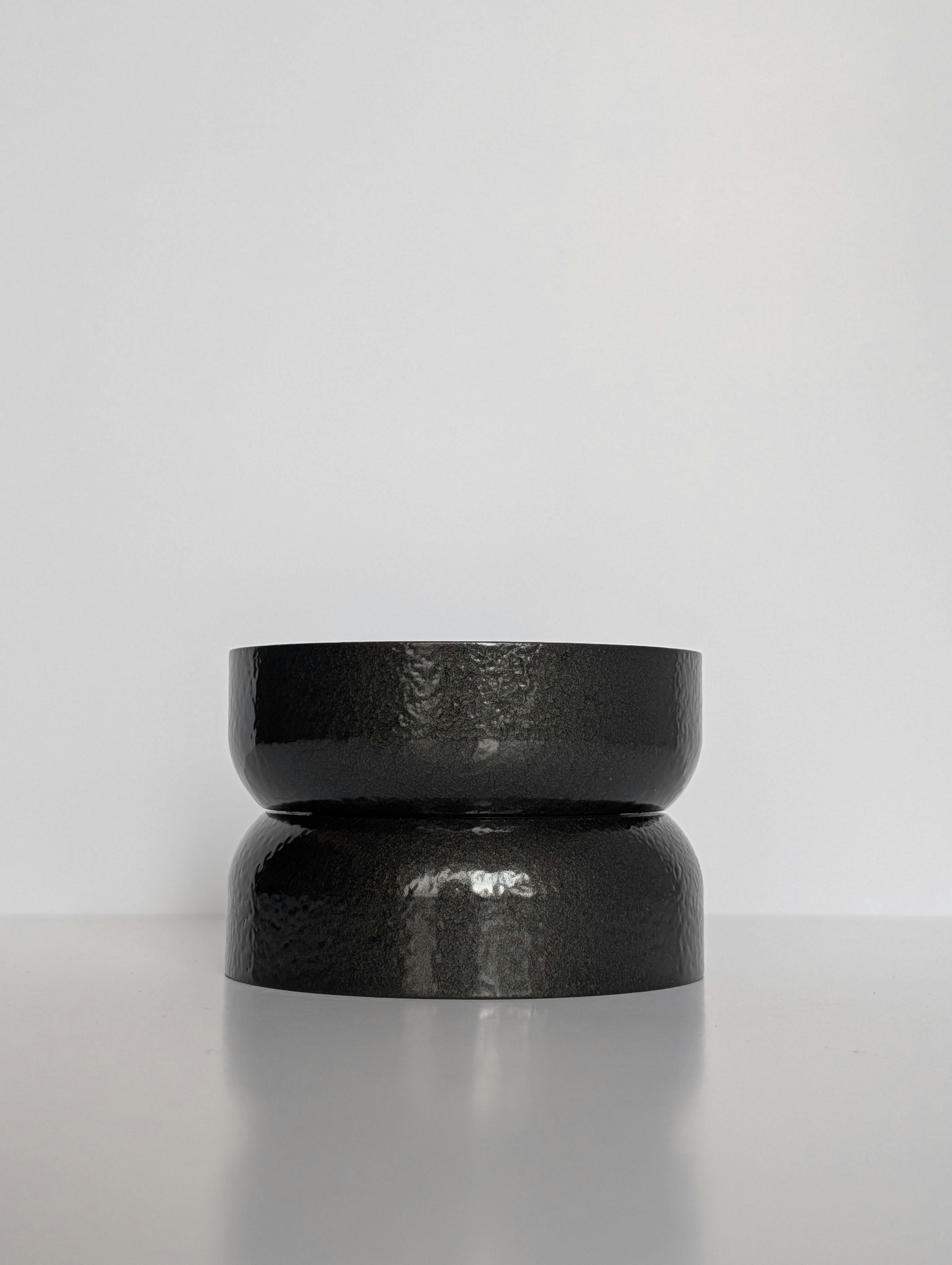 Hemson - 2-Piece Grinder - Black Metal