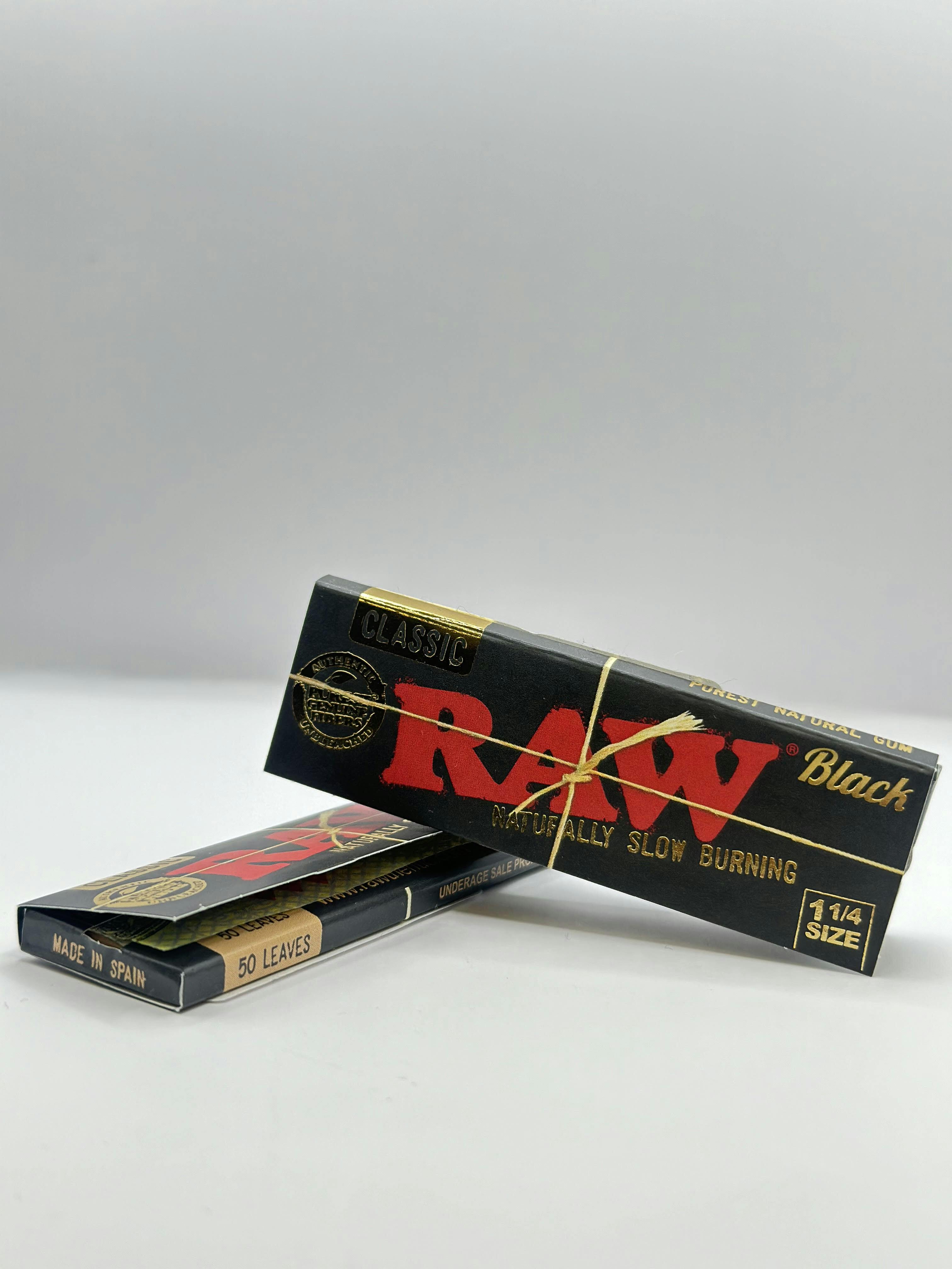 Raw - 1 ¼ Classic Black