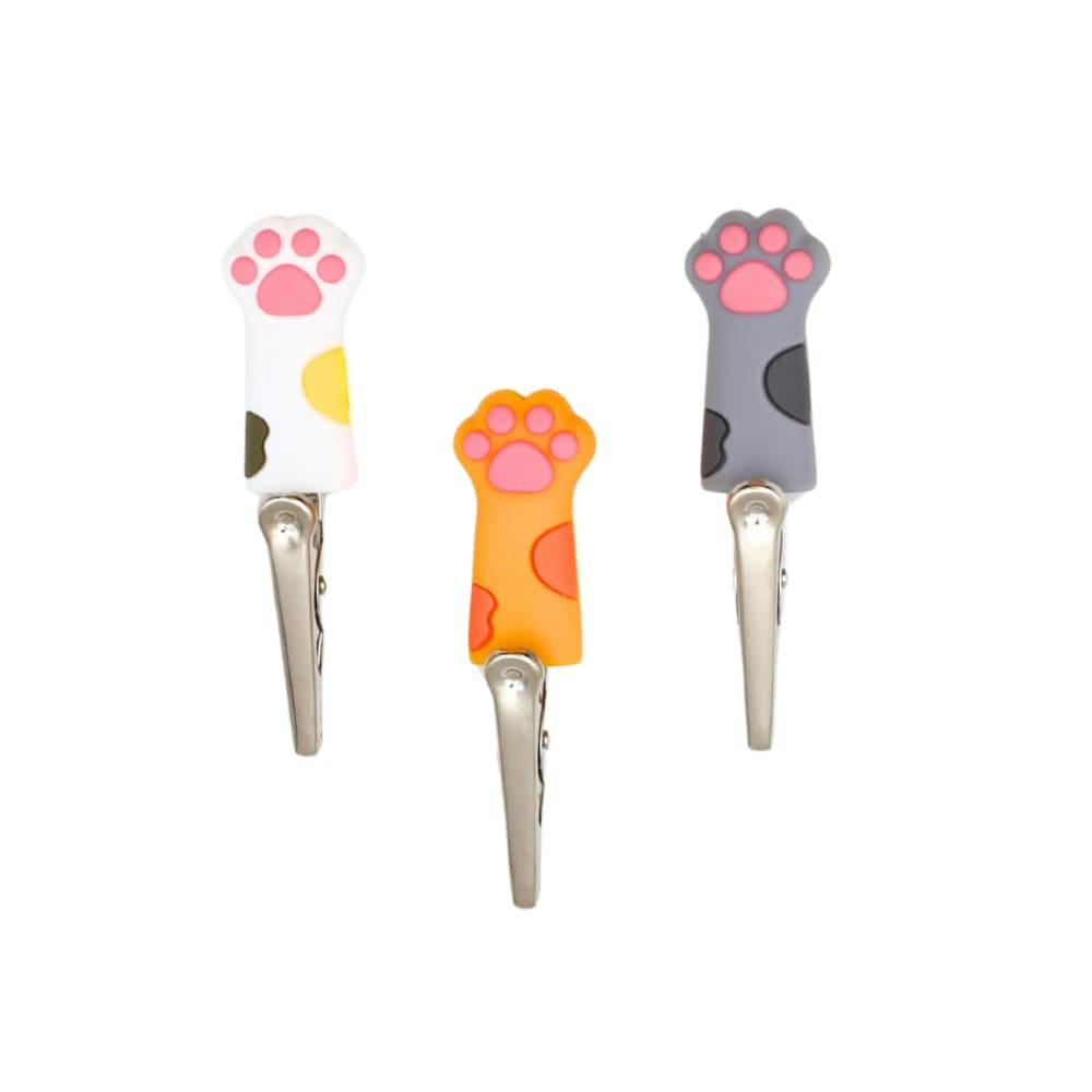 Kitty Paw Roach Clip