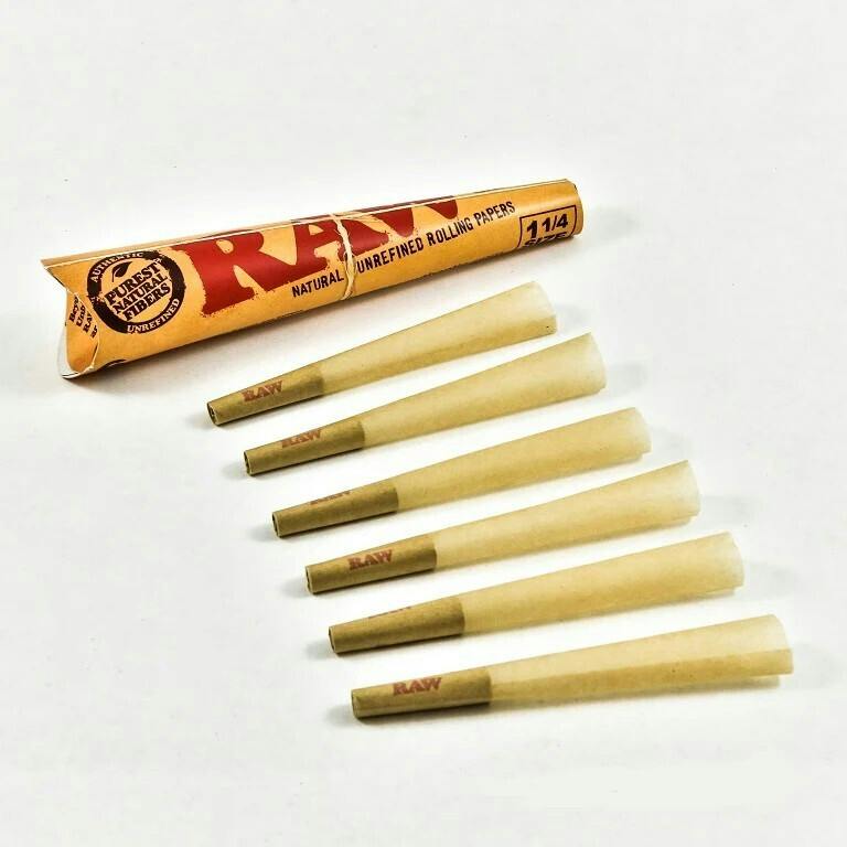 Raw I Classic Pre-roll Cones - One Size - 6 Pack at Nevaeh Verde Dispensary Belleville NJ