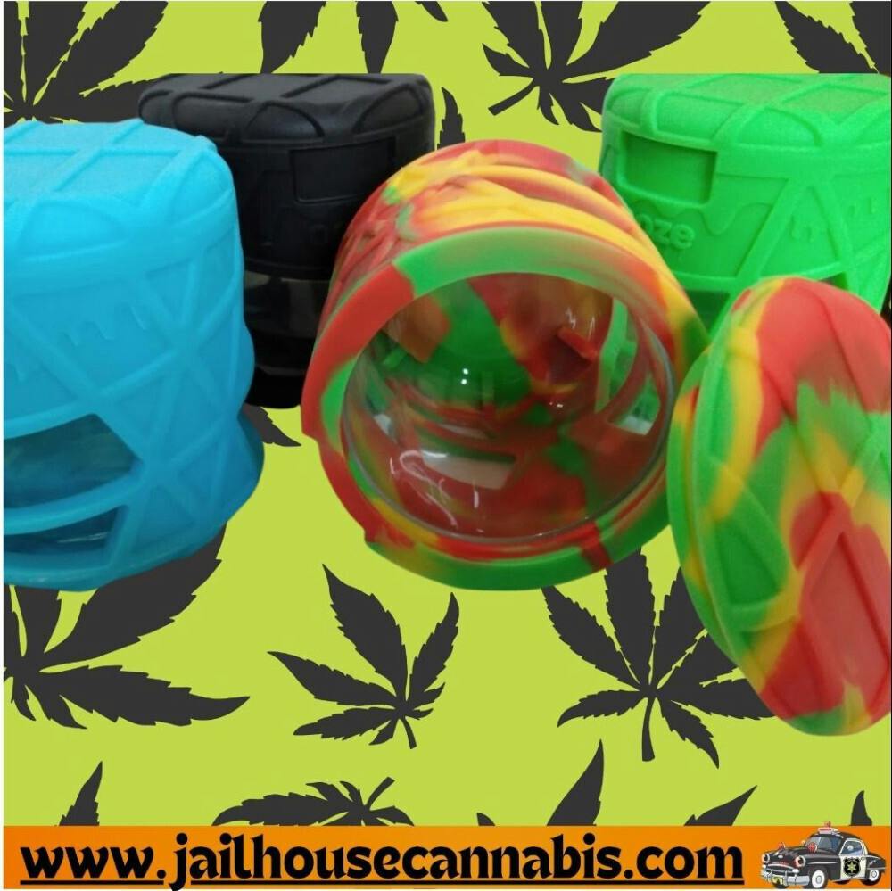 Glass Stash Jar - Silicone cover