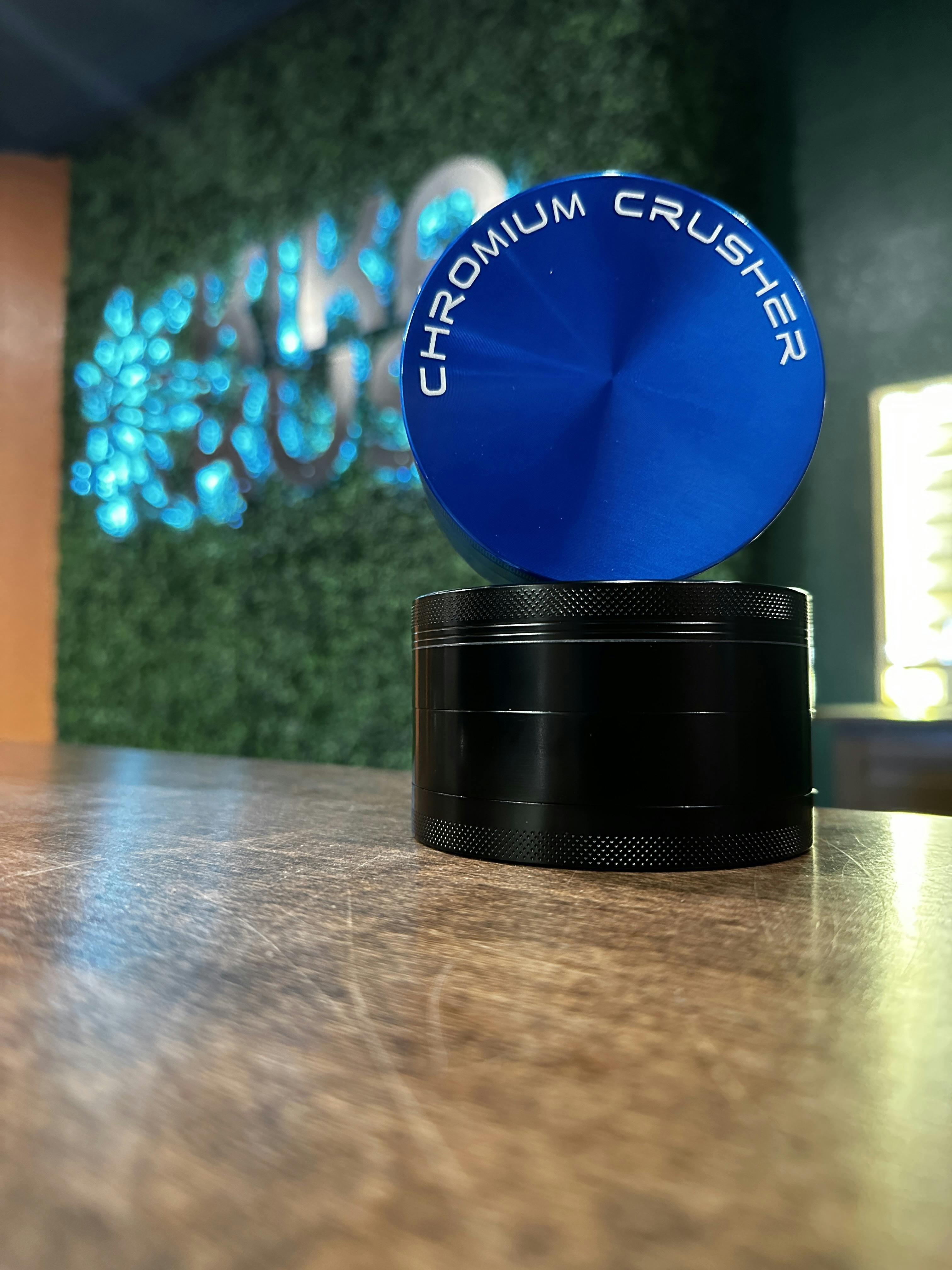 Jumbo Chromium Crusher 4-Piece Grinder