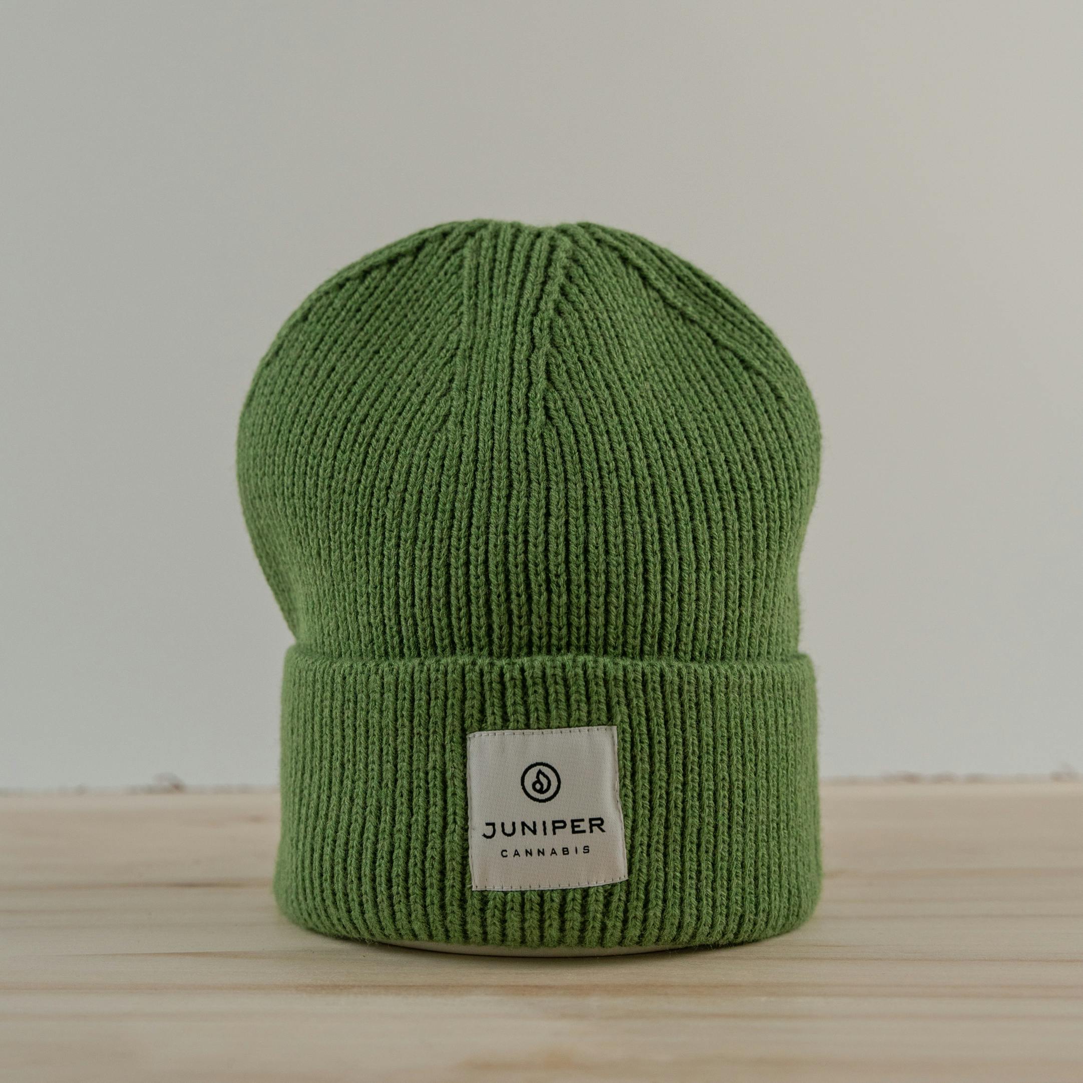 Beanie | Knitted Green with patch