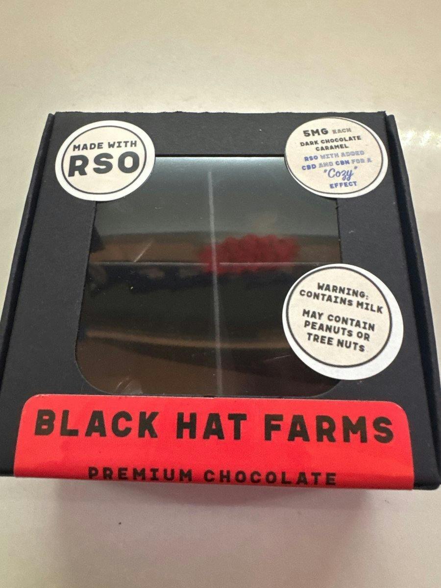 Cozy Rso Dark Chocolate Caramel Bonbon