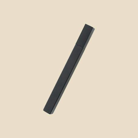 Queue Mono Petrol Lighter - Black