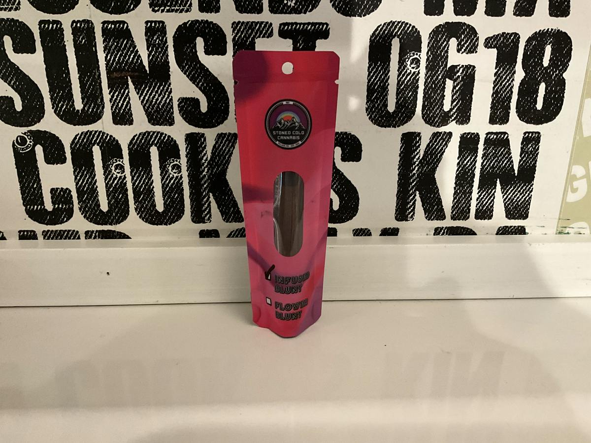 CO2 Blunt | 2g | Rabbit Hole/15th & Gambell | 643.21mg