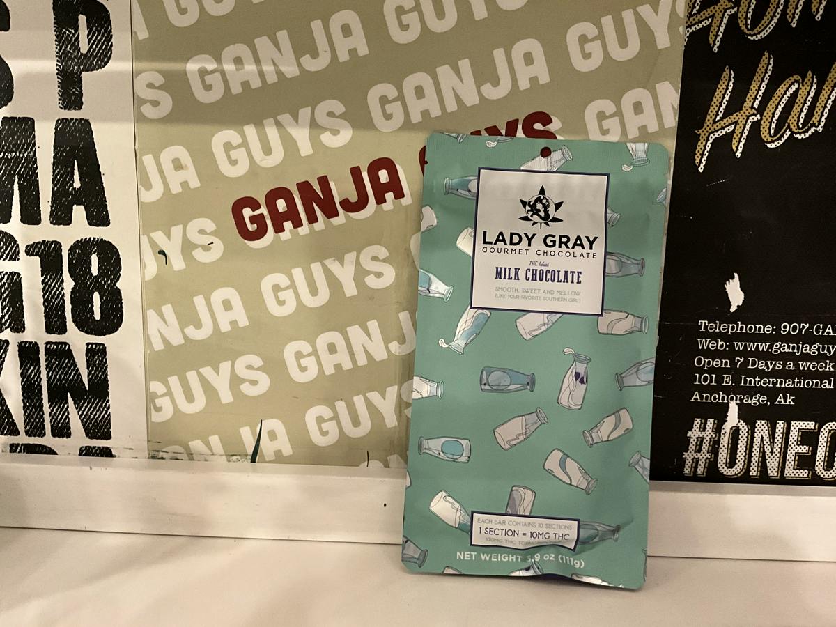 Lady Gray Milk Chocolate Bars 100mg