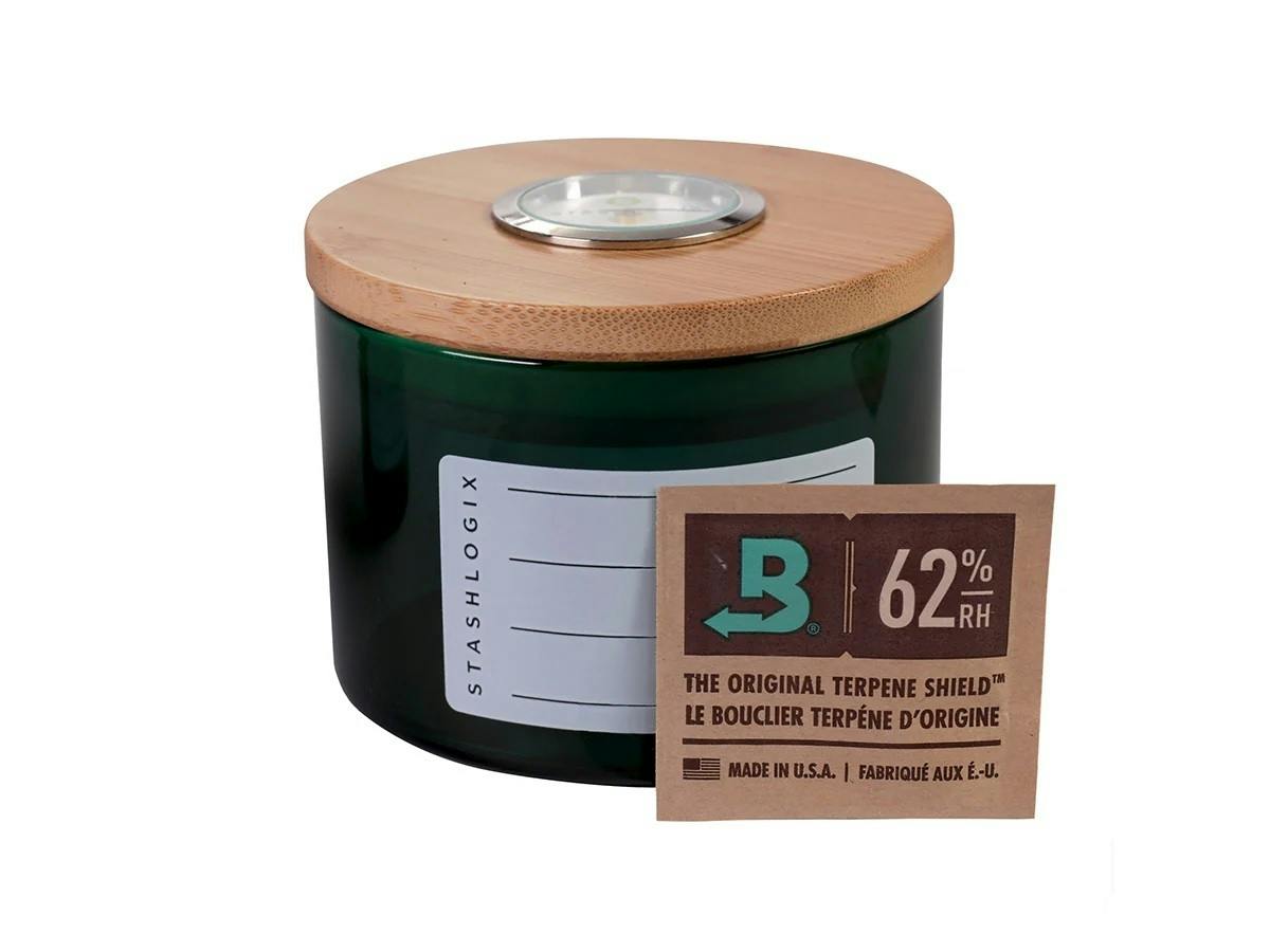 Medium Bamboo SmartJar - Green at Skymint Grand Rapids Plainfield