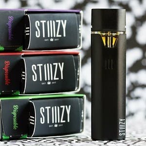 Strawnana: $33 Stiiizy