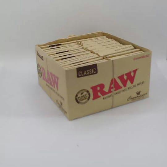NO Brand Info - Rolling Paper. Classic. Raw. Connossewr