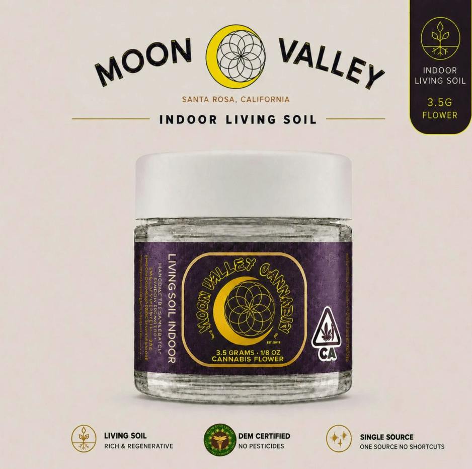 Moon Valley Cannabis - 3.5g Pineapple Passion Zmoothie Flower