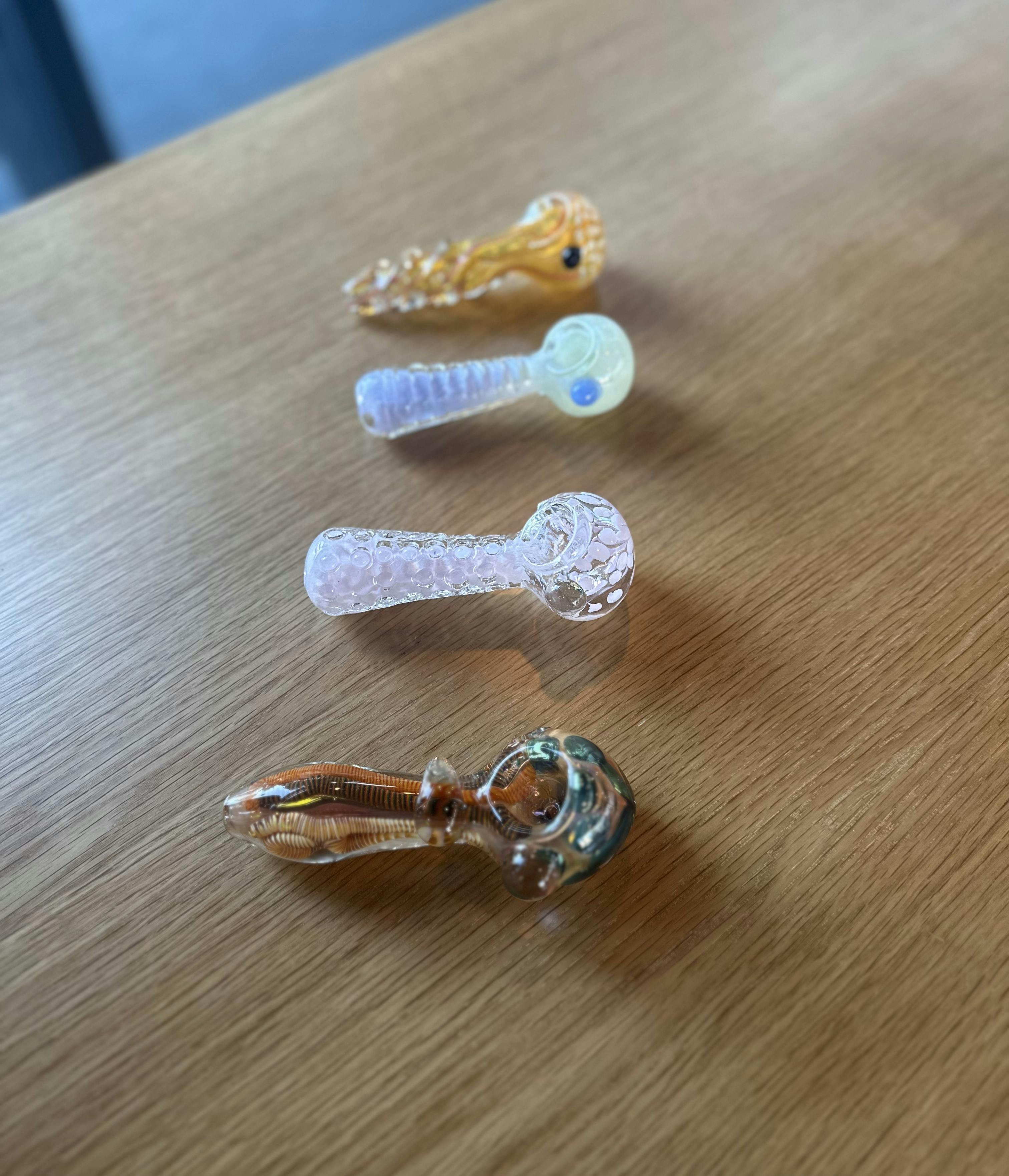 Standard Glass Pipe - 4"