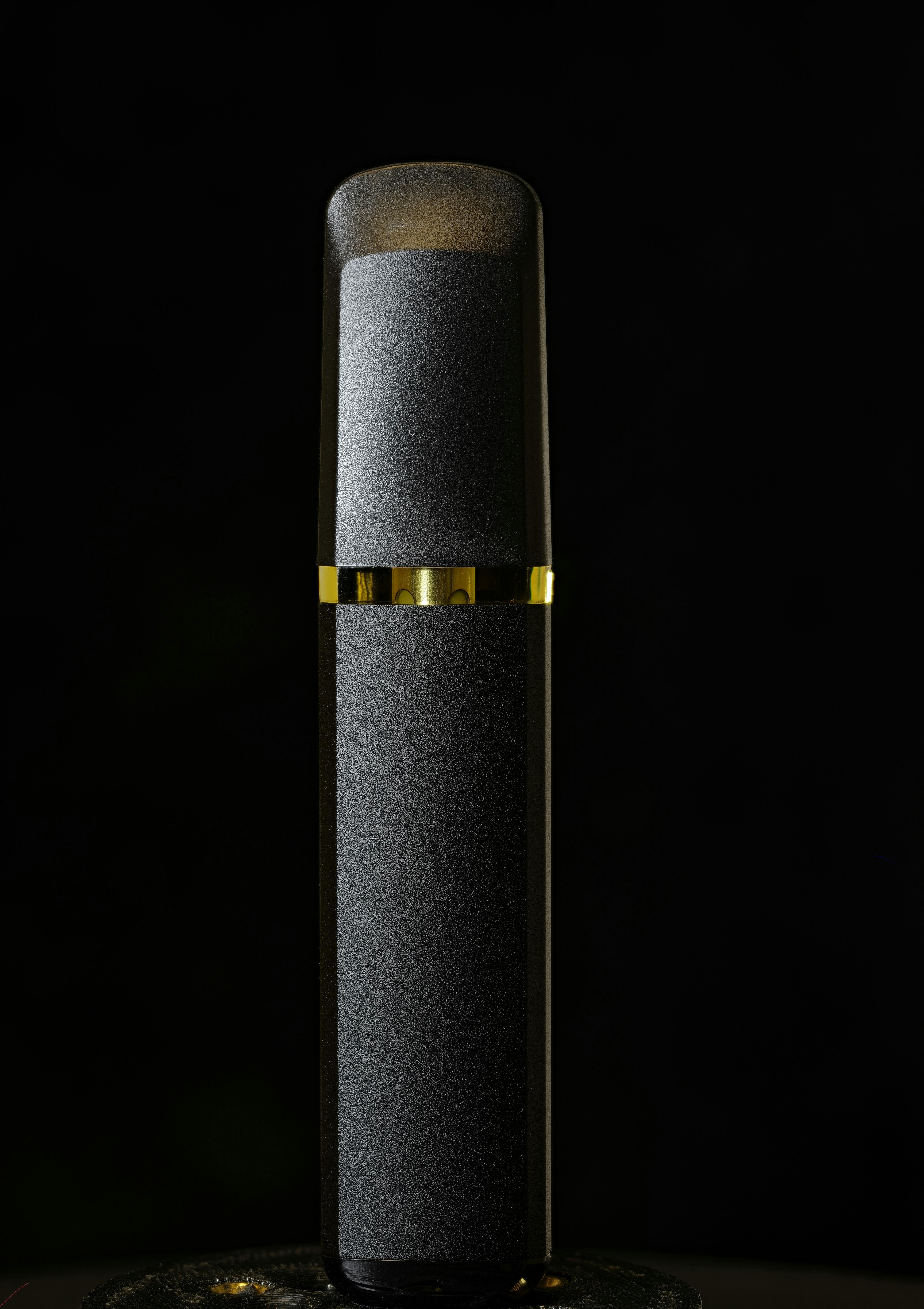 West Edison - Distillate Disposable w/Cannabis Terps - 2 grams - - Sour Apple (H)