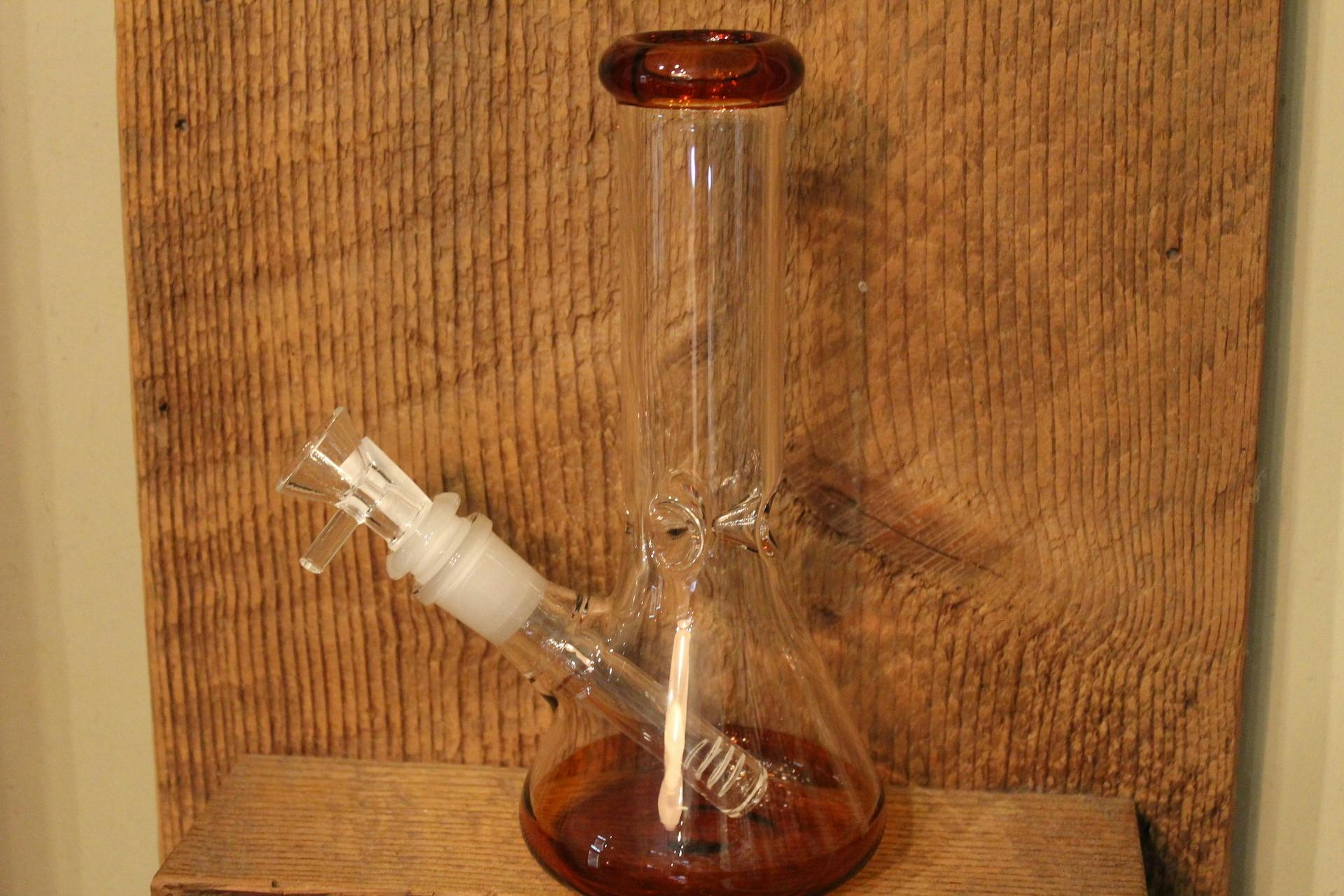 Glass - 8” Classic Colored Bottom Beaker w/ Ice Pinch