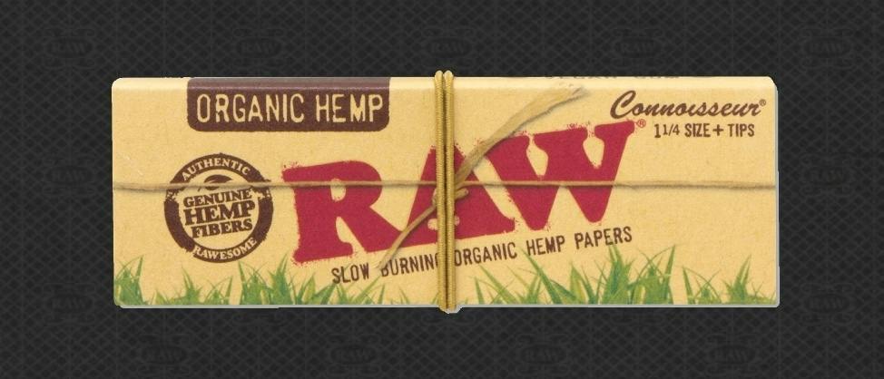 Raw - Organic Connoissuer 1 1/4 rolling papers