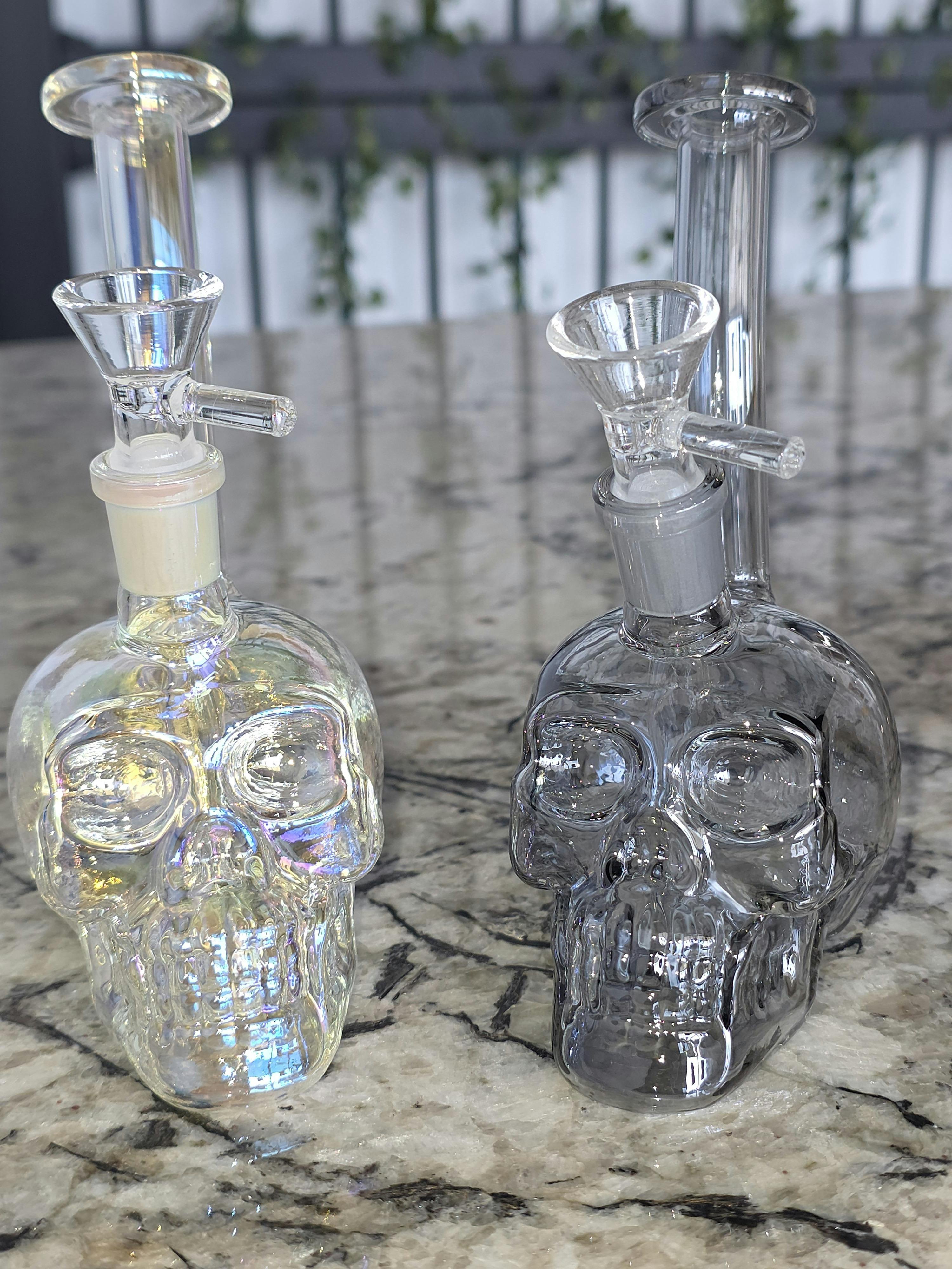 6" SirEEL Iridized Skull Bong w/ Banger