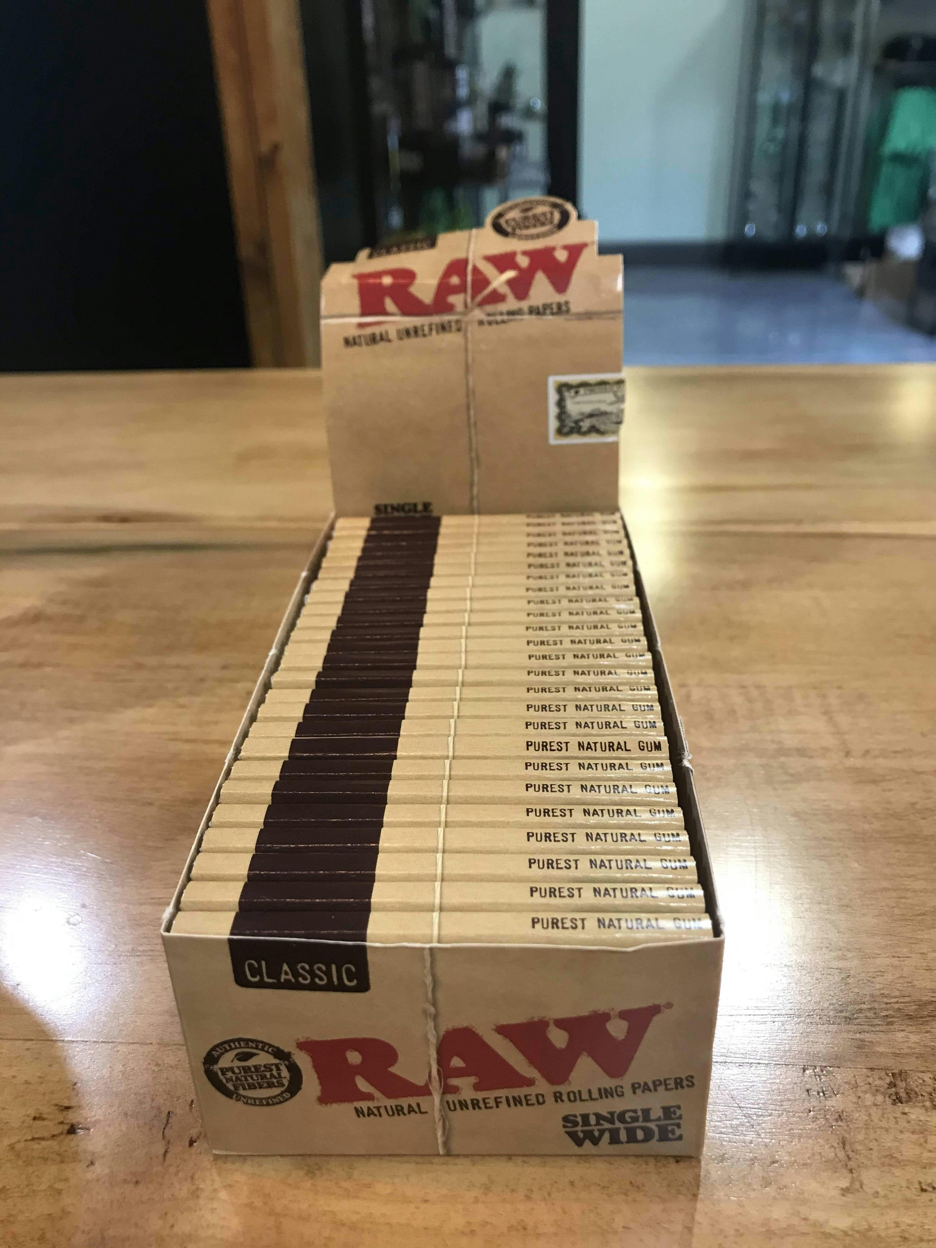 raw single wide papers natural