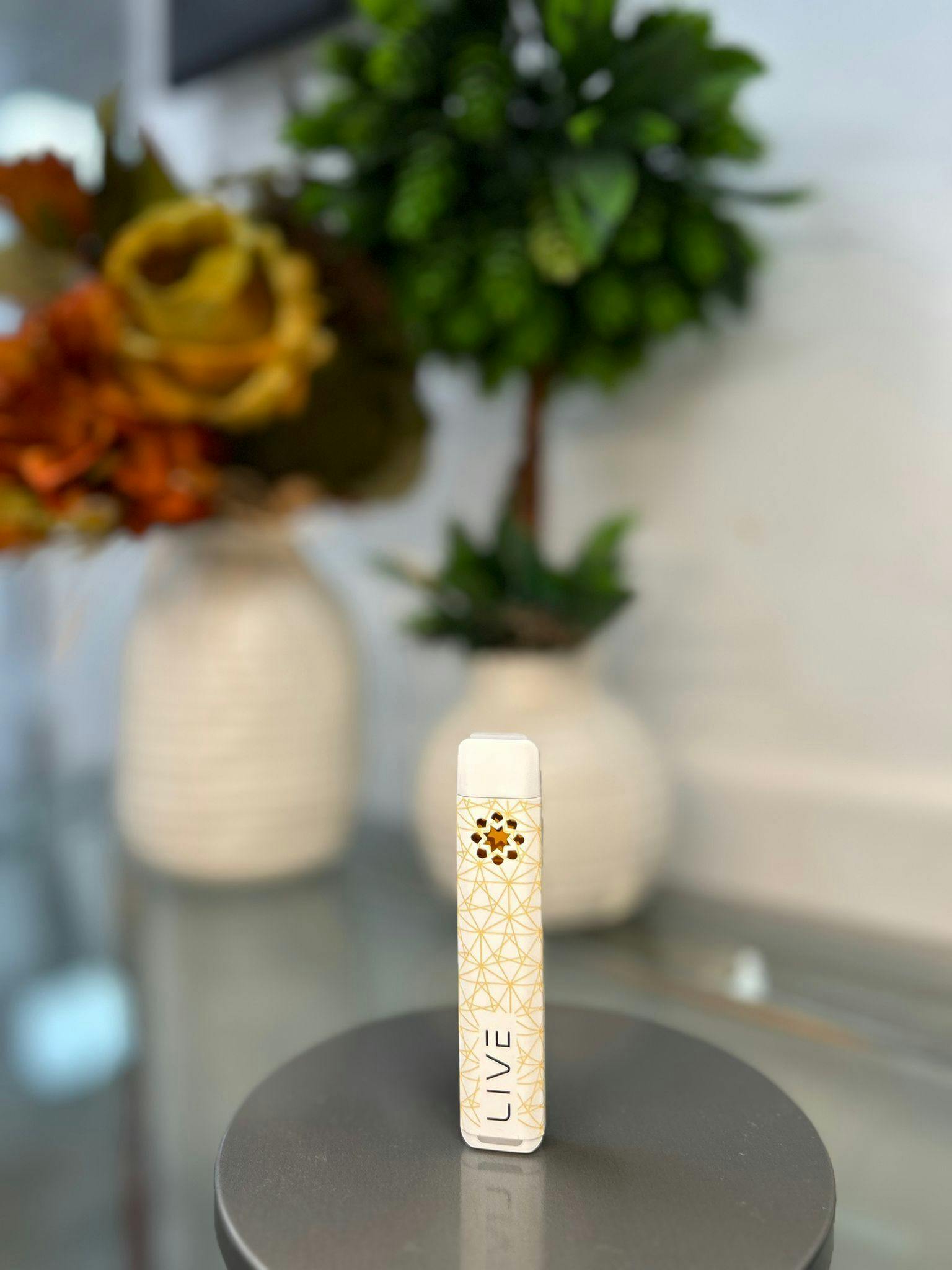 1g Disposable Vape - Live Resin - Egg Roll