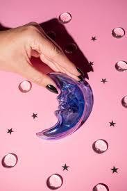 Moon Pipe