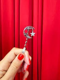 Crescent Moon J Holder - One Size