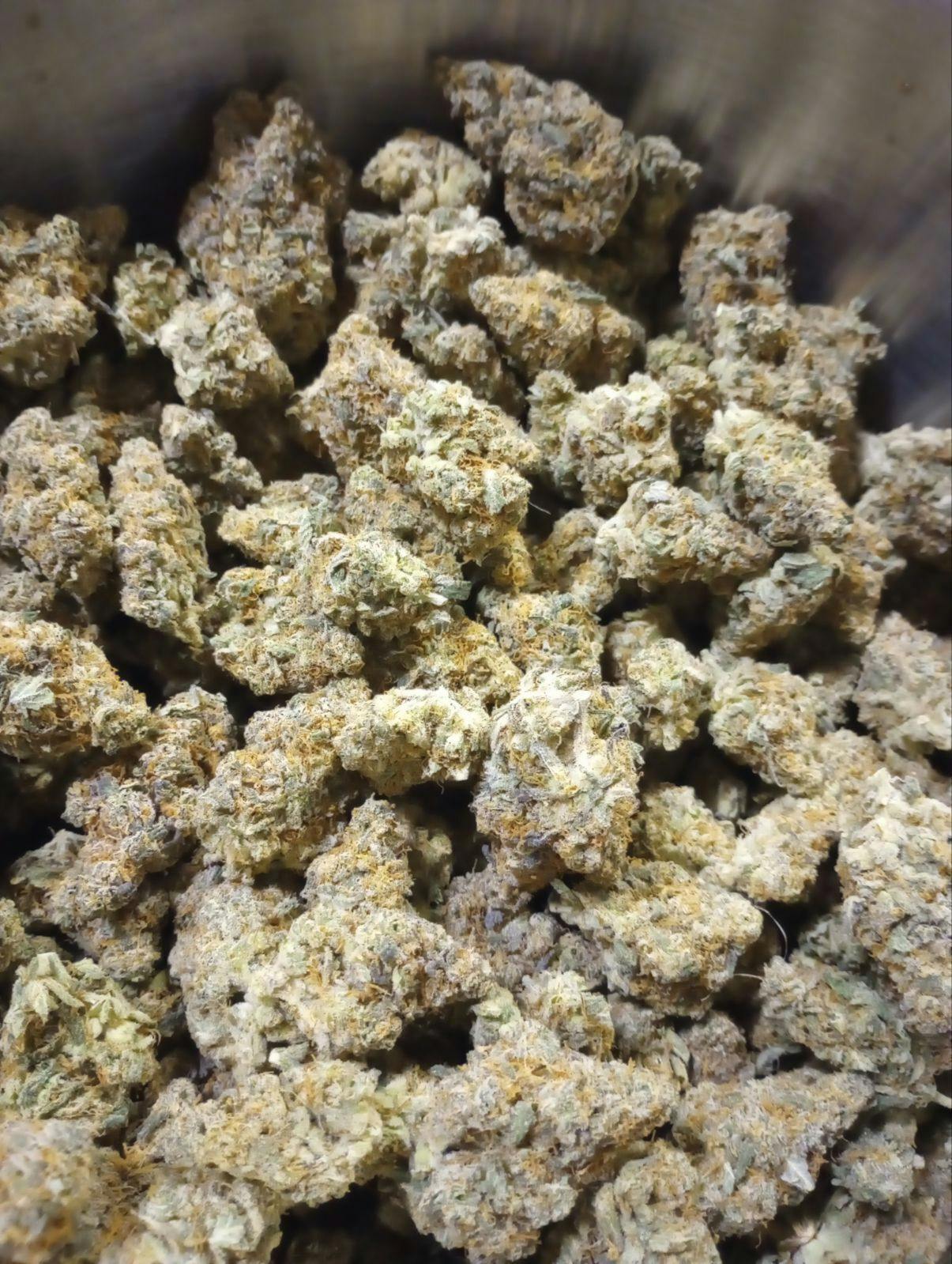 FROZEN LEMONADE (PLATINUM TIER)
