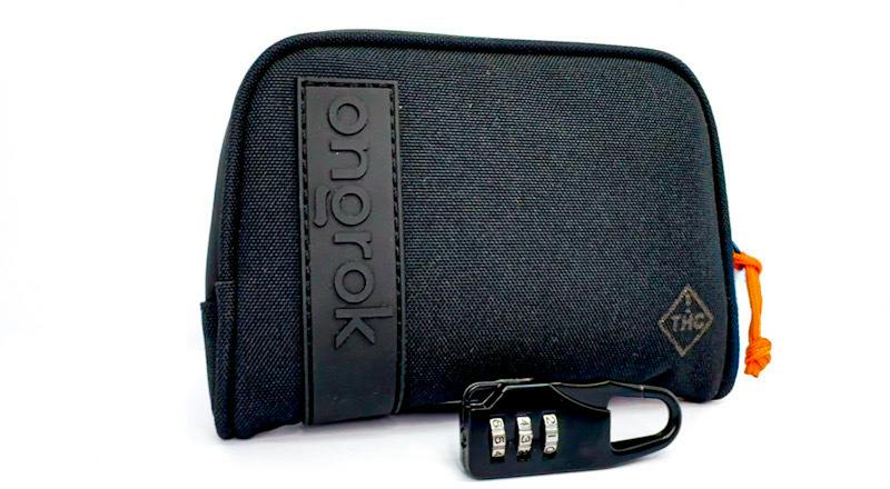Small Carbon Lined Wallet - 4 X 6"