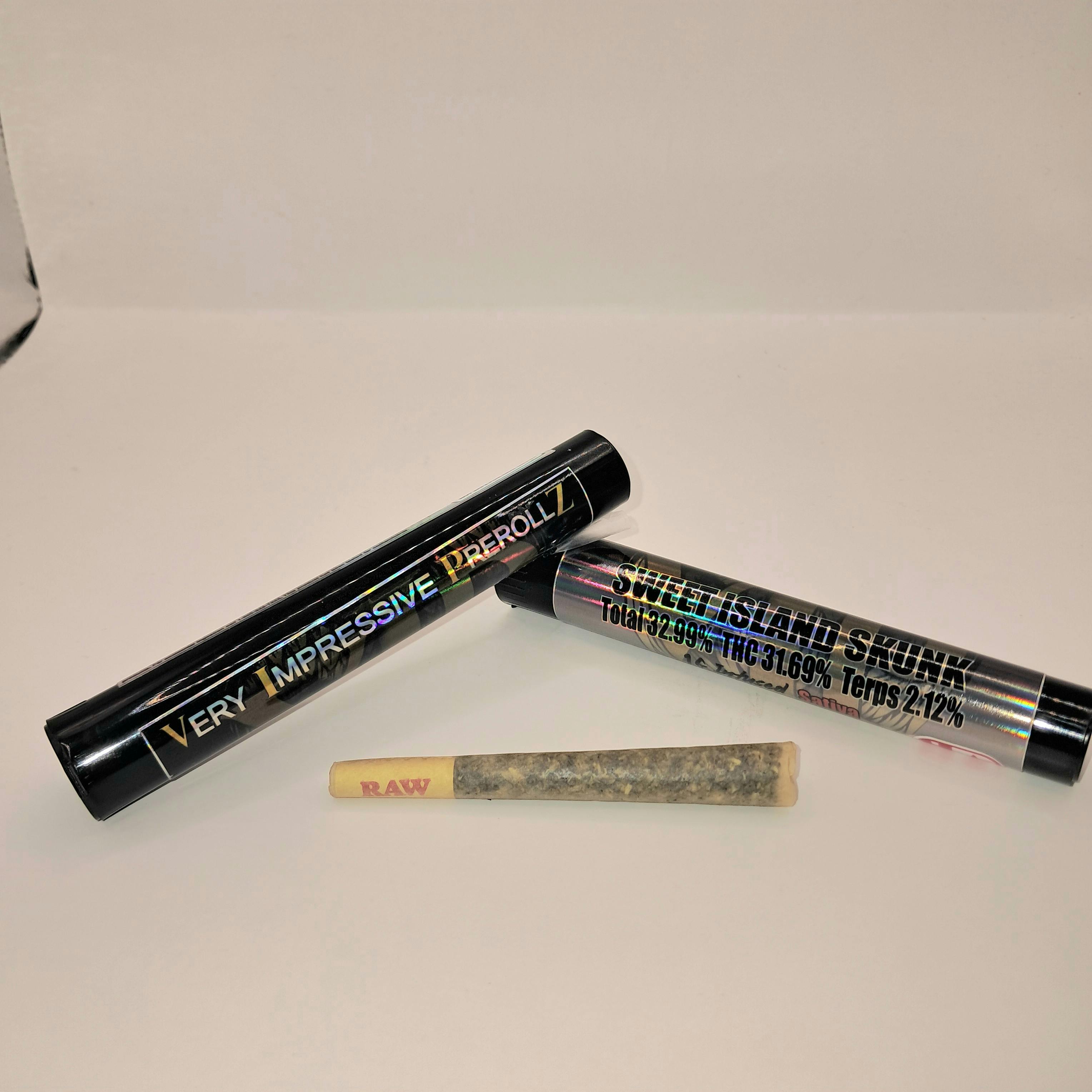 VIP Rollz v2.0 | Sweet Island Skunk | 1g by VIP Infused PreRolls