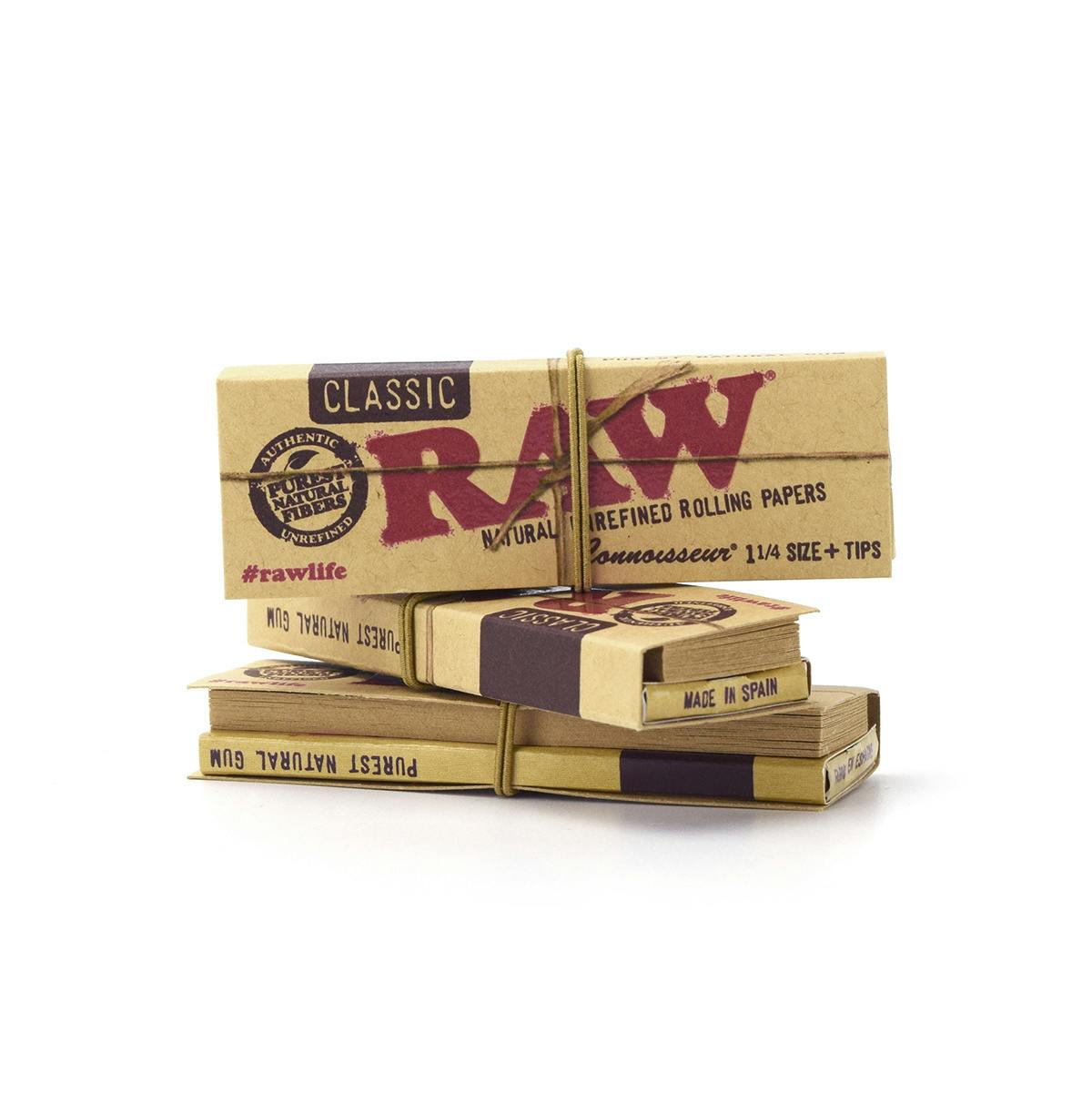 1 1/4 Connoisseur Classic Rolling Paper / (Paper + Tips) / Raw