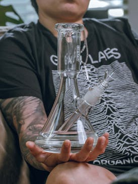 Grav - Medium Deco Beaker Bong