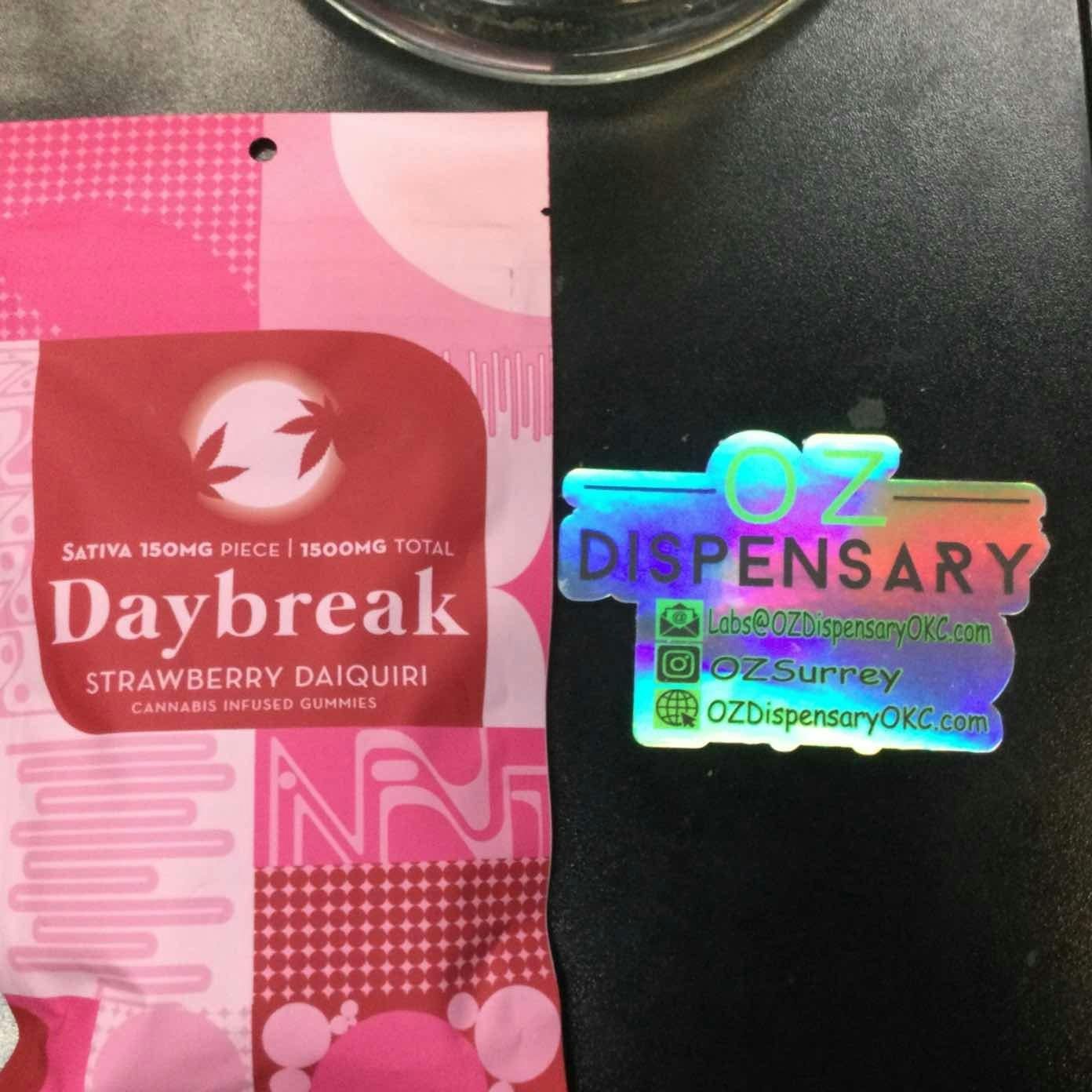 Strawberry Daiquiri | Daybreak | 1500MG; 10 150MG Gummies | Sativa