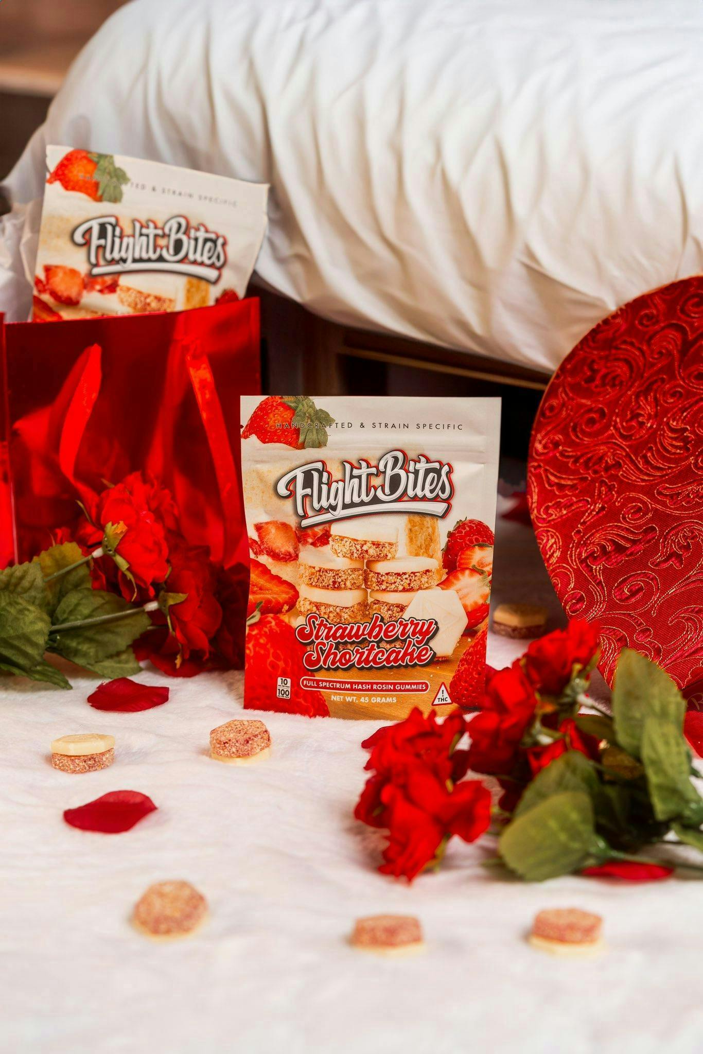 Flight Bites Strawberry Shortcake Rosin Gummies 10mg 10pk