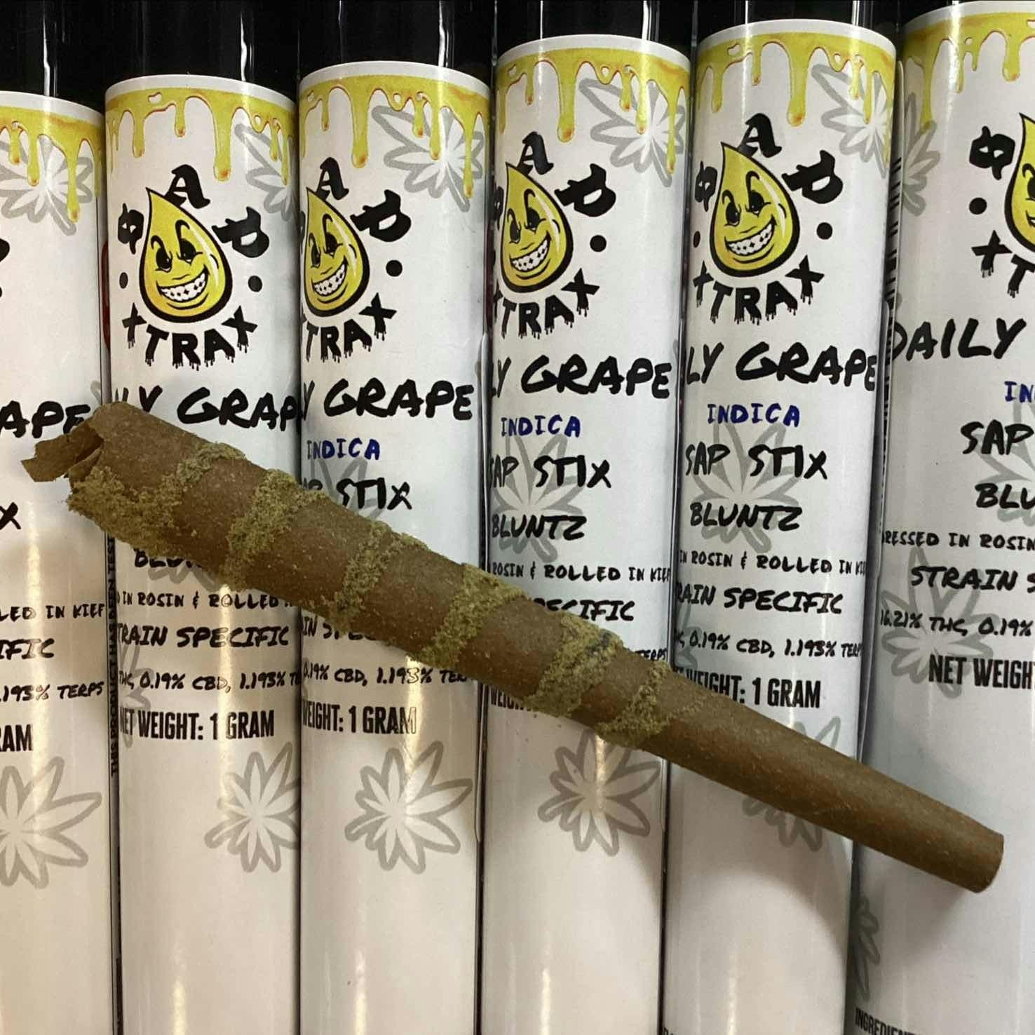 SAP STIX DAILY GRAPE (1G) ROSIN & KIEF INFUSED BLUNT (INDICA)