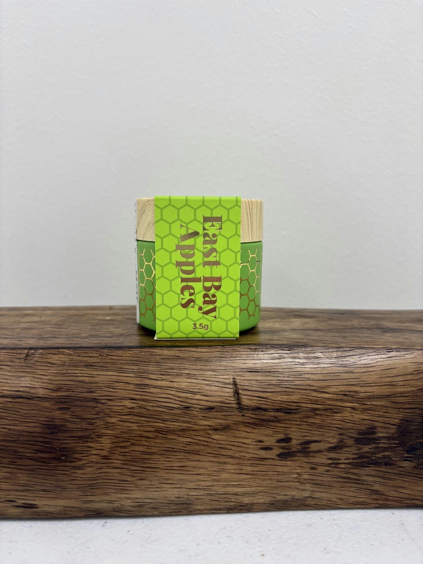 The Naturalist Solution - East Bay Apples (7g)