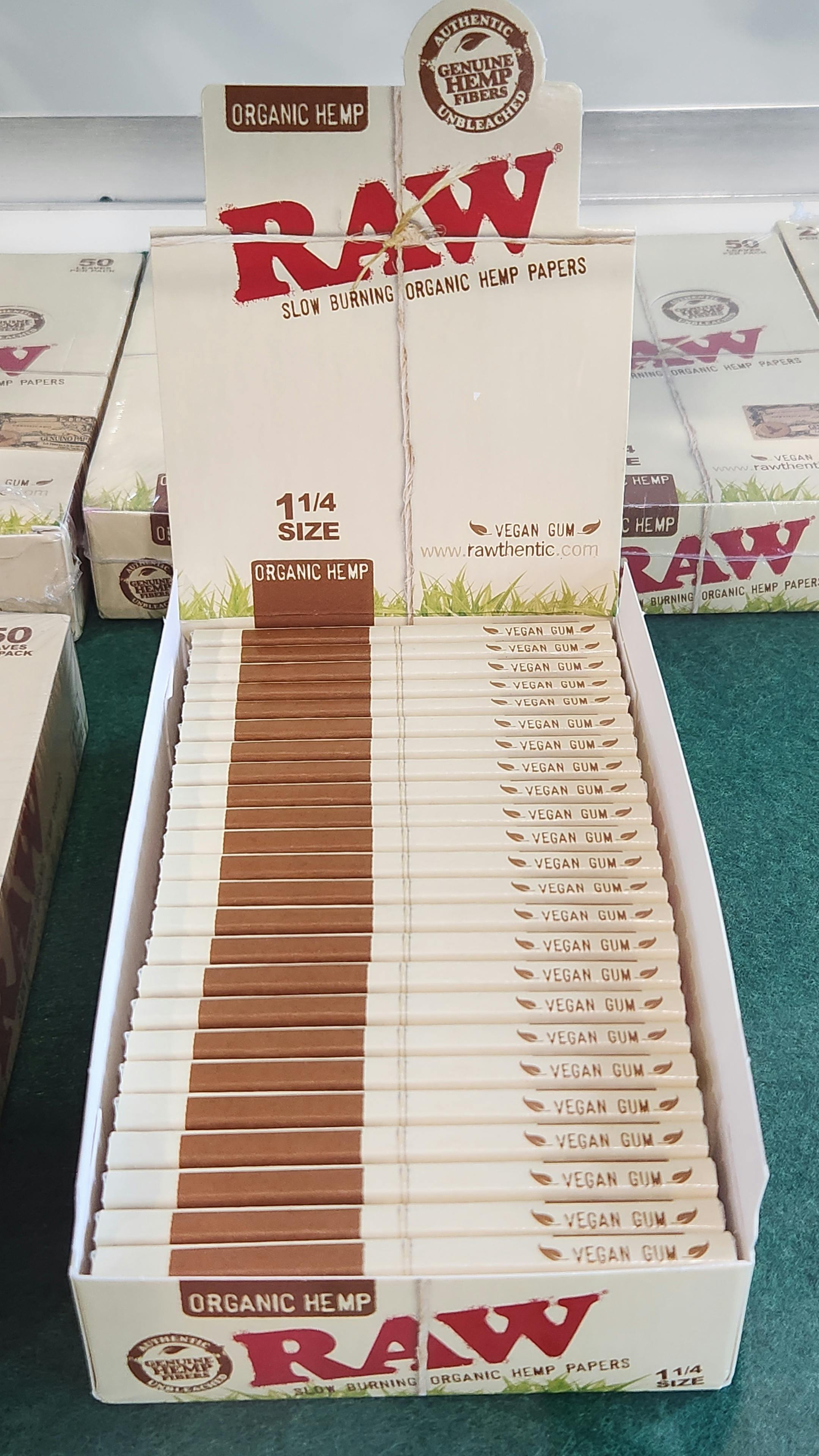 RAW Rolling Papers