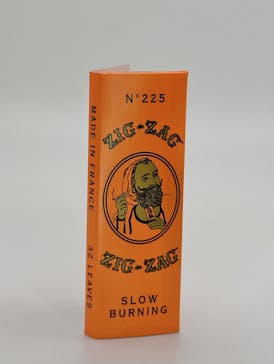 Zig Zag 1 1/4 French Orange Rolling Papers