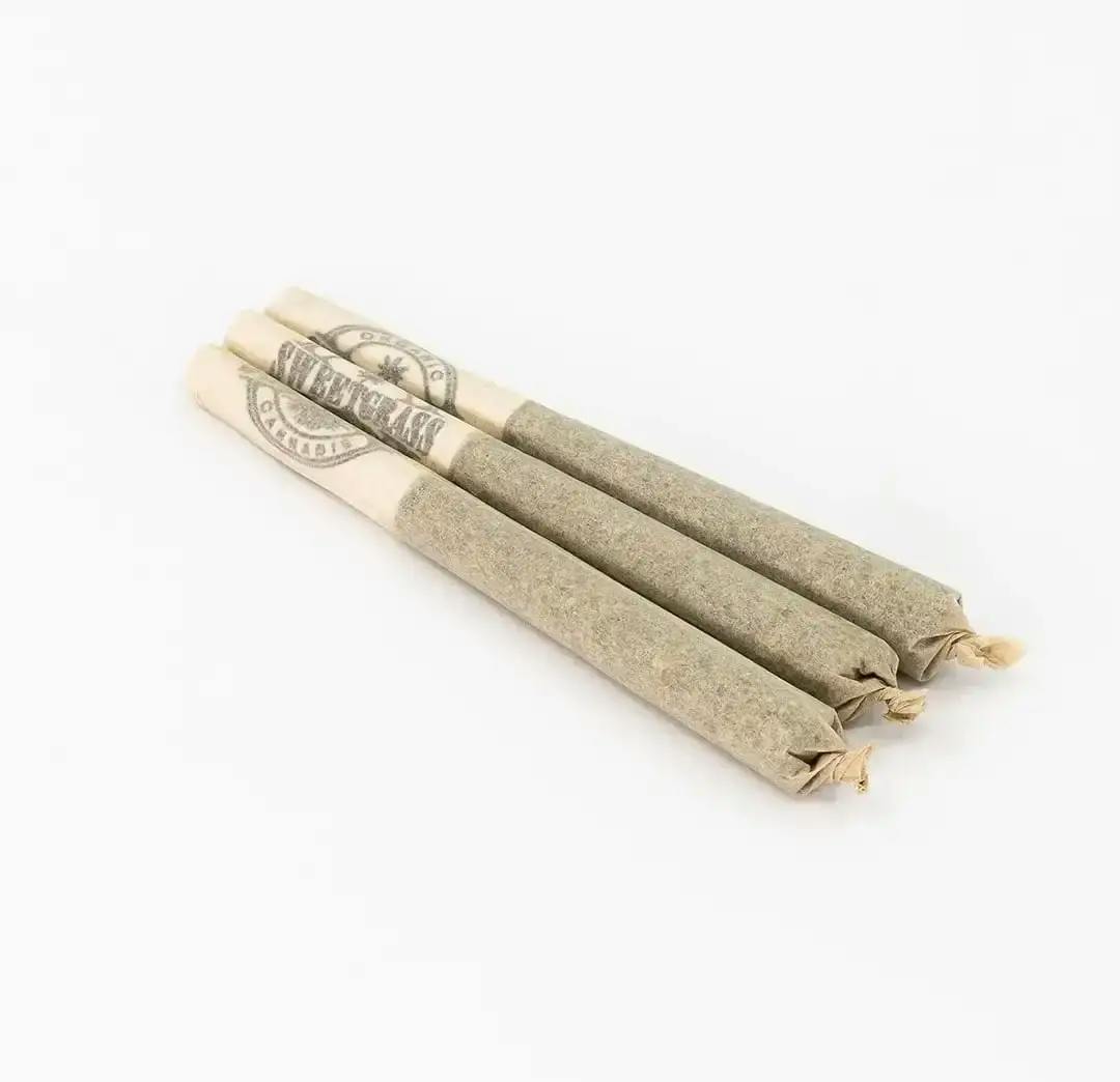 Sweetgrass Organic Cannabis | ORGANIC TRIANGLE QUEEN PRE-ROLLS | 3 x 0.5g