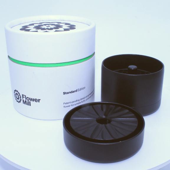 FLOWER MILL STANDARD EDITION W/ RING, 3 PIECE GRINDER