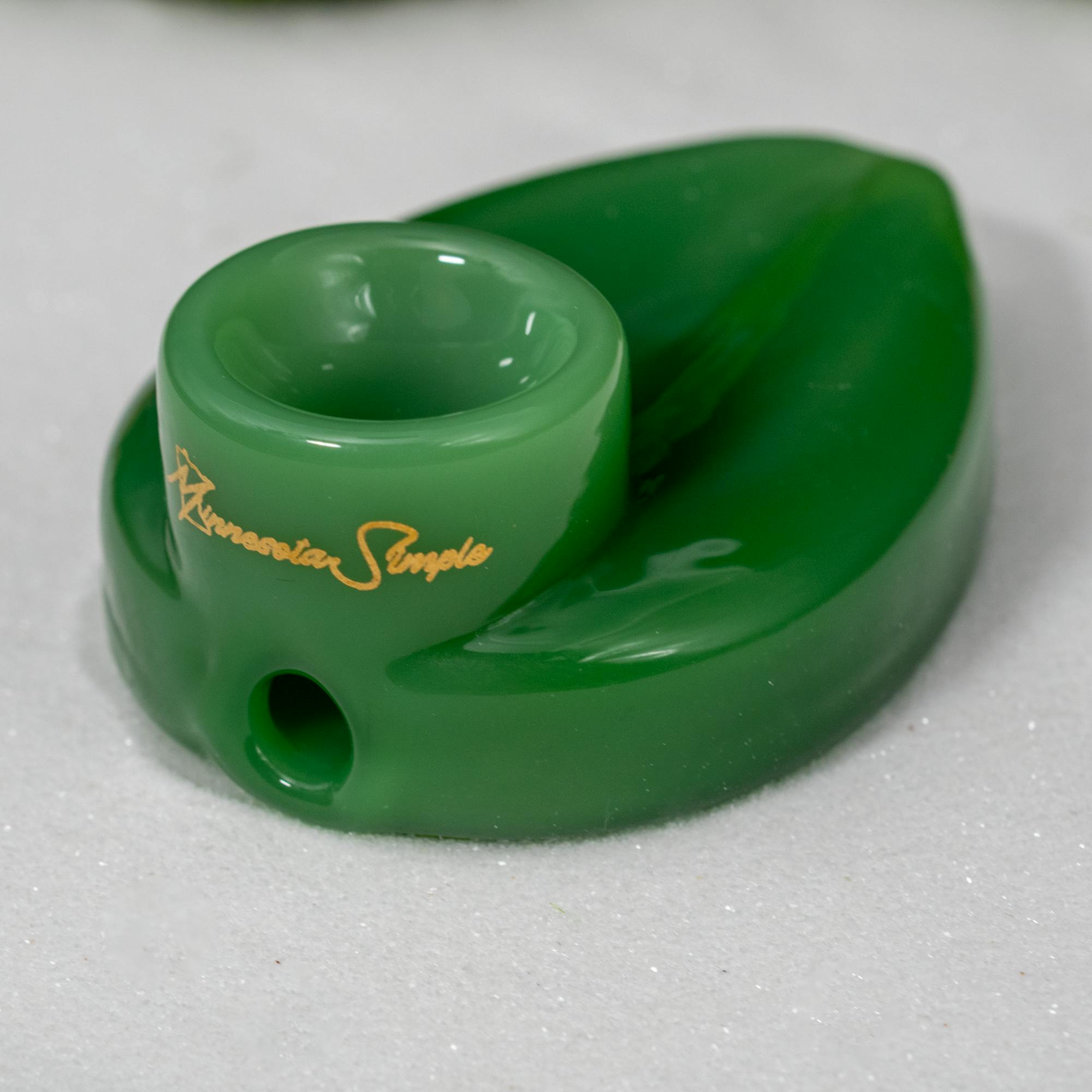 MN Legit | Flower Petal Pipe w/ Screen | Green