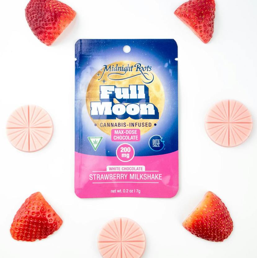 Midnight Full Moon - Strawberry Milkshake