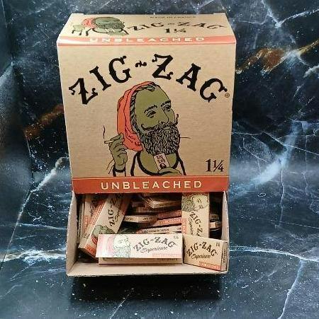 Zig Zag Unbleached 1 1/4 Rolling Paper