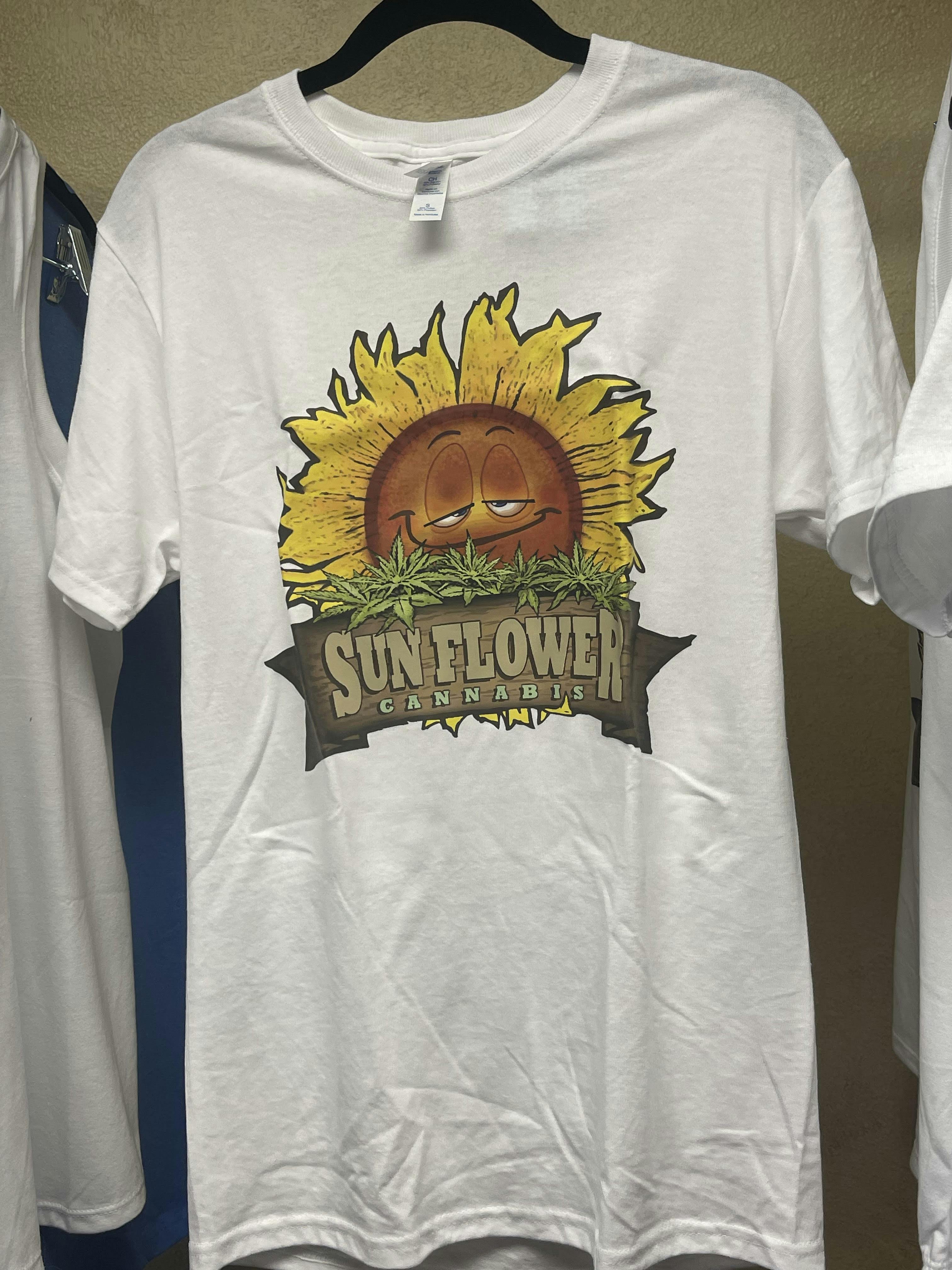 T Shirt / Tank Top