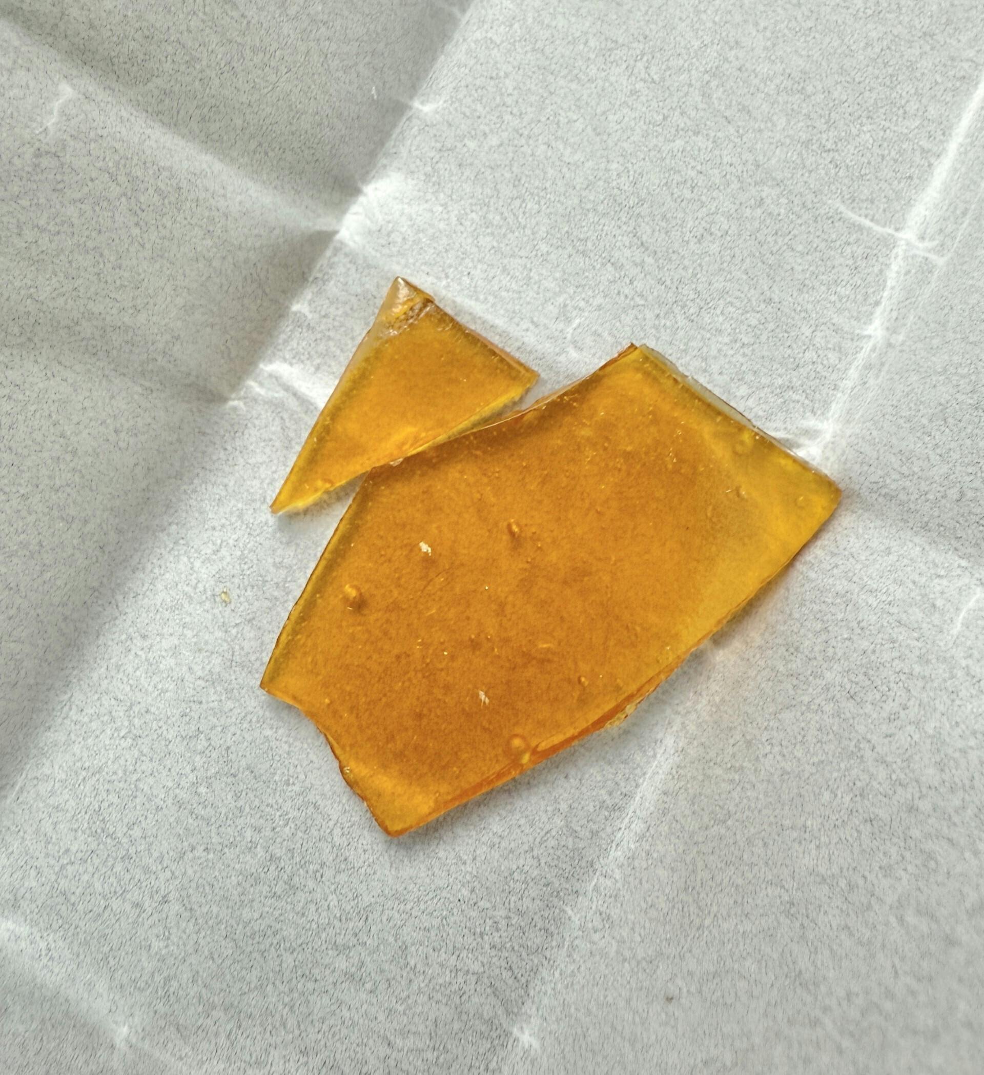 REC - Honey Bear Shatter