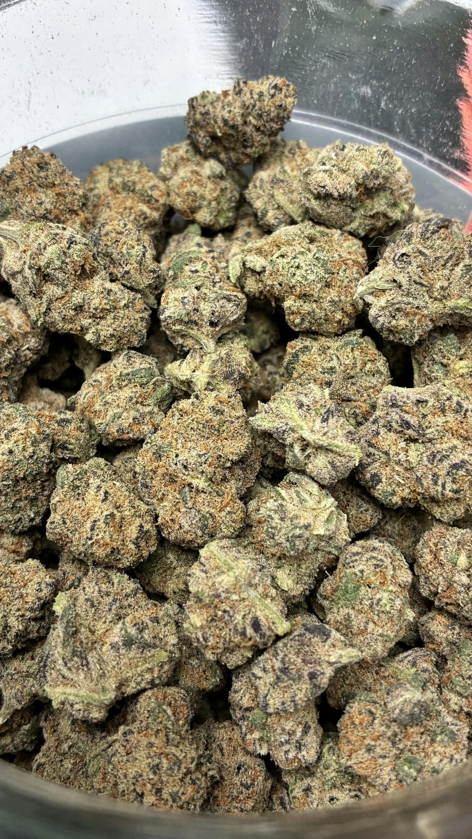 REC - Fruitacious D - TOP SHELF