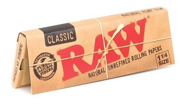 1 1/4 Size Classic Rolling Papers | Accessories | 50ct