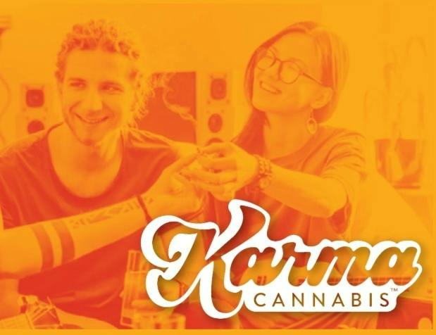 Honey Pot - Moon Dust - Strawberry Cupcake (HYBRID) Infused - 2g - SSW - Karma