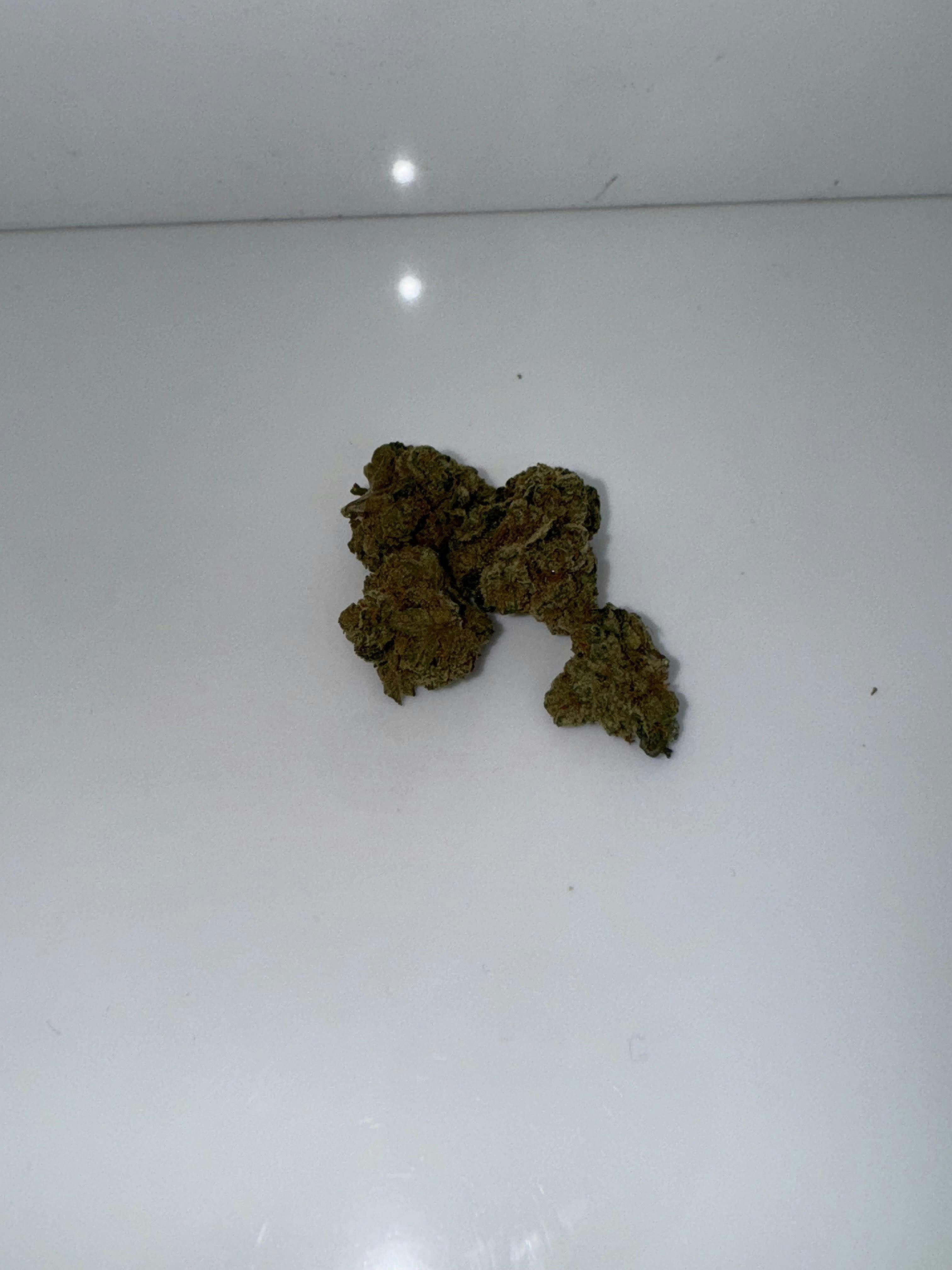 Snowcap Romance 1g Flower 26.91% THC