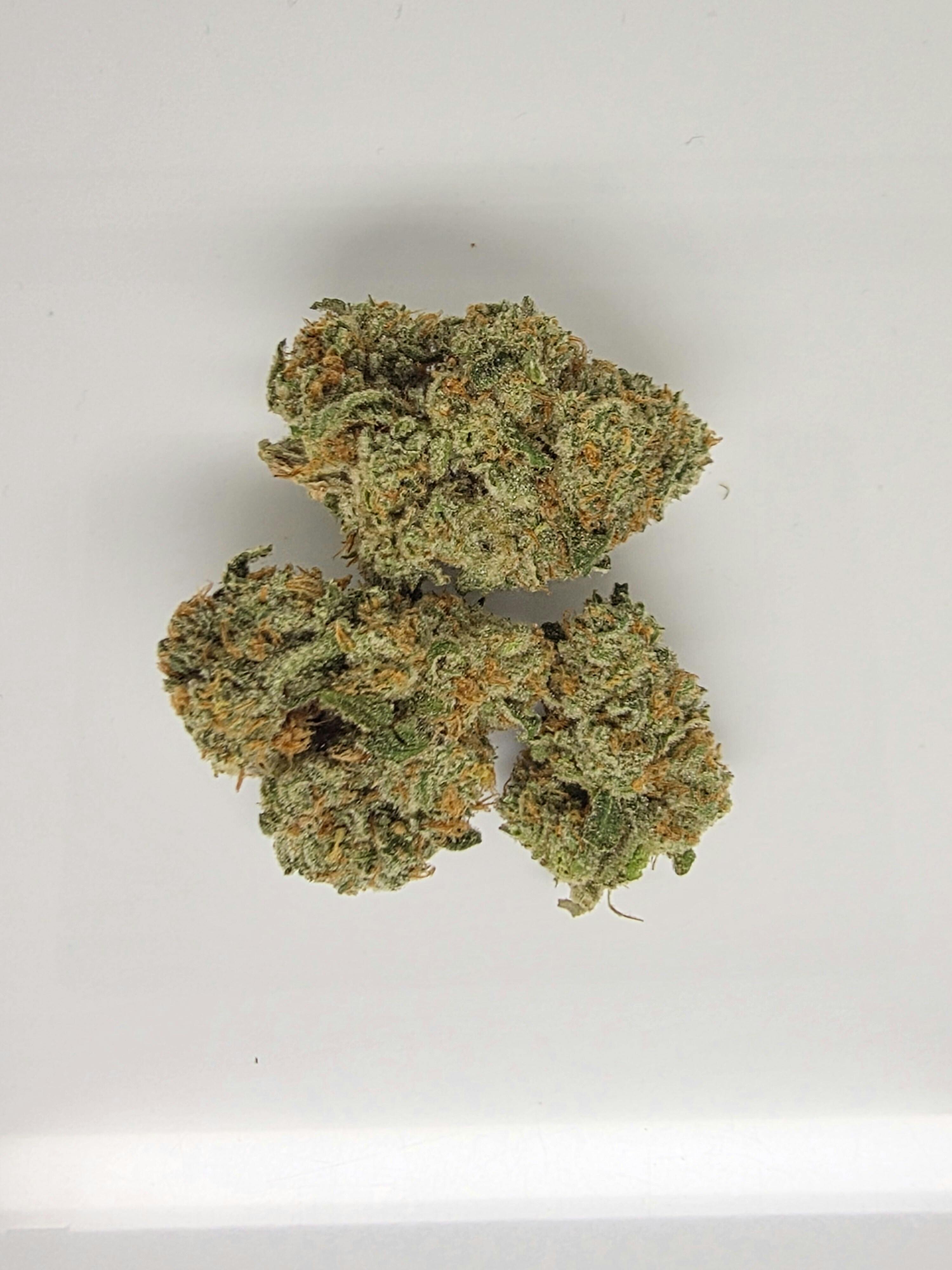 Fried Strawberries 1g Flower 32.69% THC by Redoubt Reefer