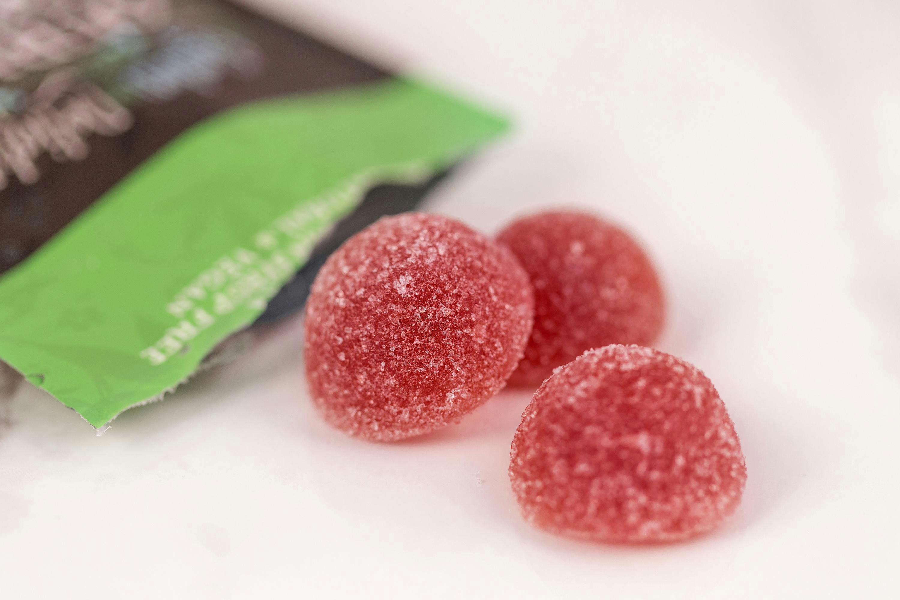 Gum Drops - Raspberry 1:1 (Indica) | 10pk Gummies | 100mgCBD | 100mgTHC | Garden of Delight