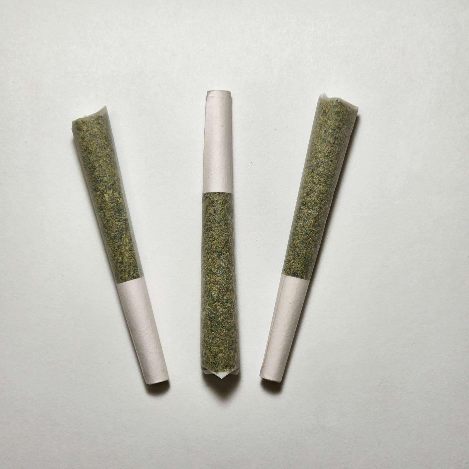 Chemical Lips (hyb) | .5g Bubble Hash Infused Preroll | 29.64%THC | 1.84%Terp | DDIII